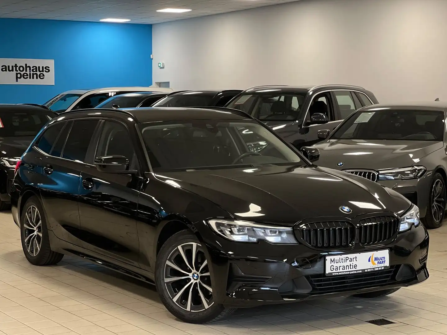BMW 318 d Aut/Navi/PDC/LED/Tempomat/AG+/Hi-Fi Noir - 1