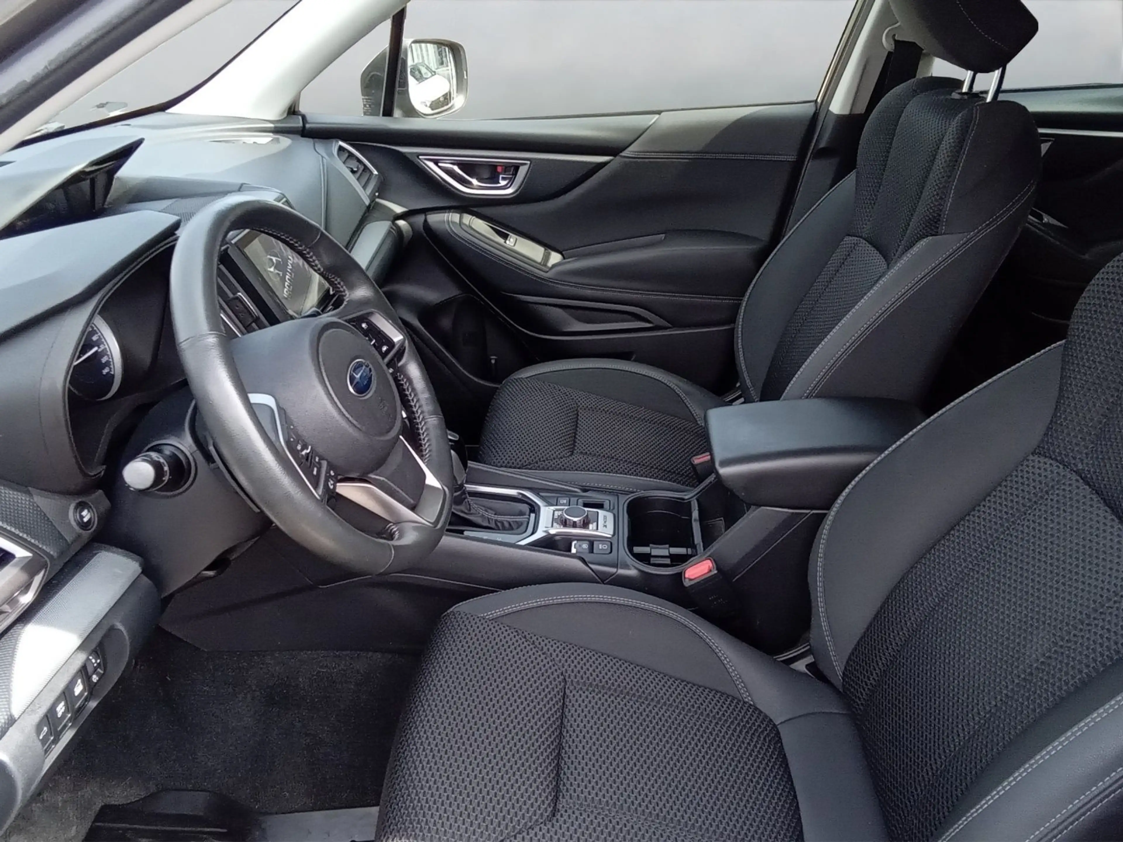 Subaru Forester Subaru Forester, 2.0ie Mild-Hybrid Akti — photo 10