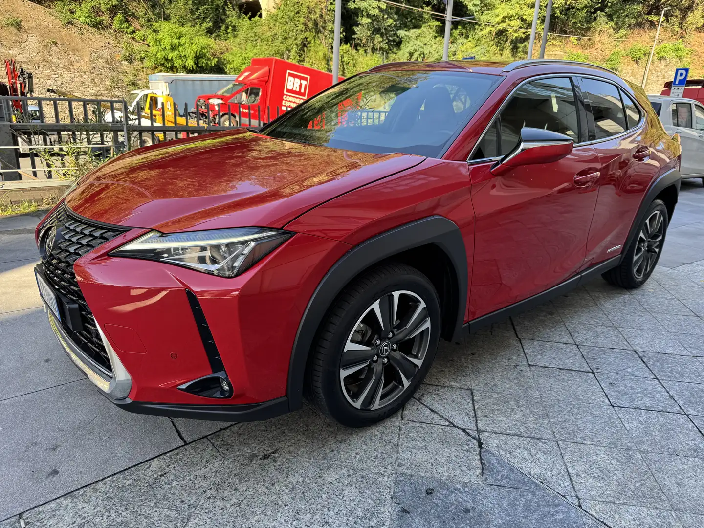 Lexus UX 250h 2.0 HYBRID 184CV KM13.800!! Rosso - 2