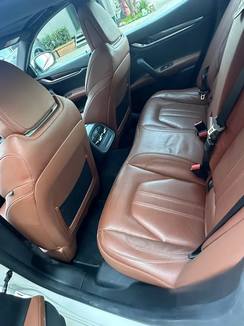 Maserati Ghibli Ghibli 3.0 V6 ds 250cv auto my19 Bianco - 2
