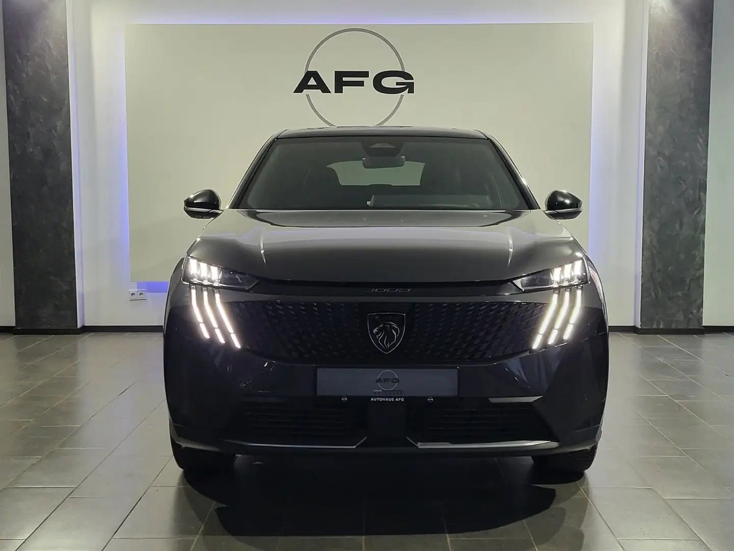 Peugeot 3008 Hybrid 136 GT Gris - 2