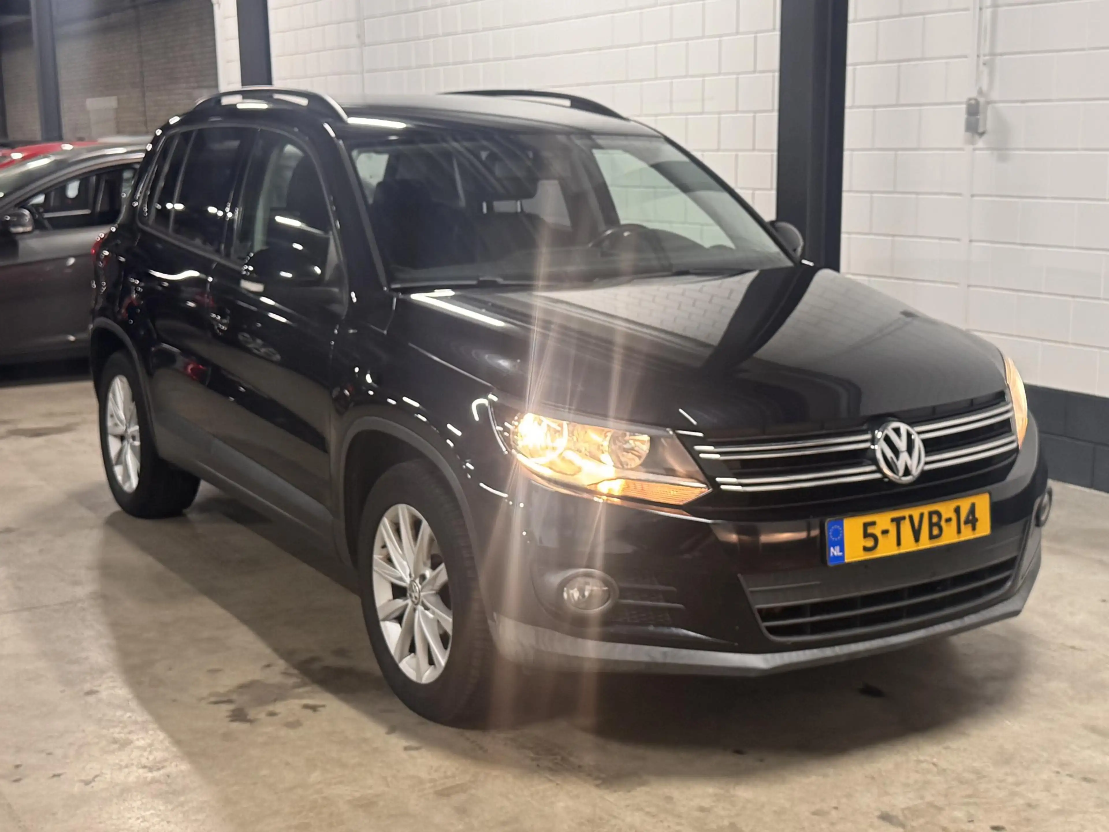 Volkswagen Tiguan 2.0 TSI Track&Field 4Motion — photo 3