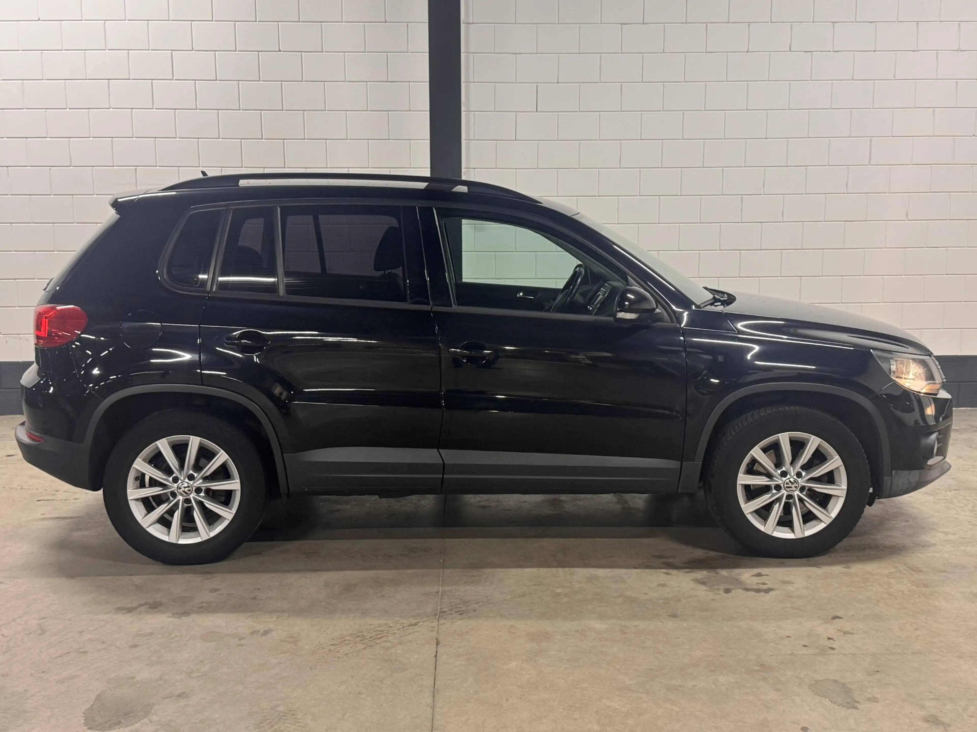 Volkswagen Tiguan 2.0 TSI Track&Field 4Motion — photo 4