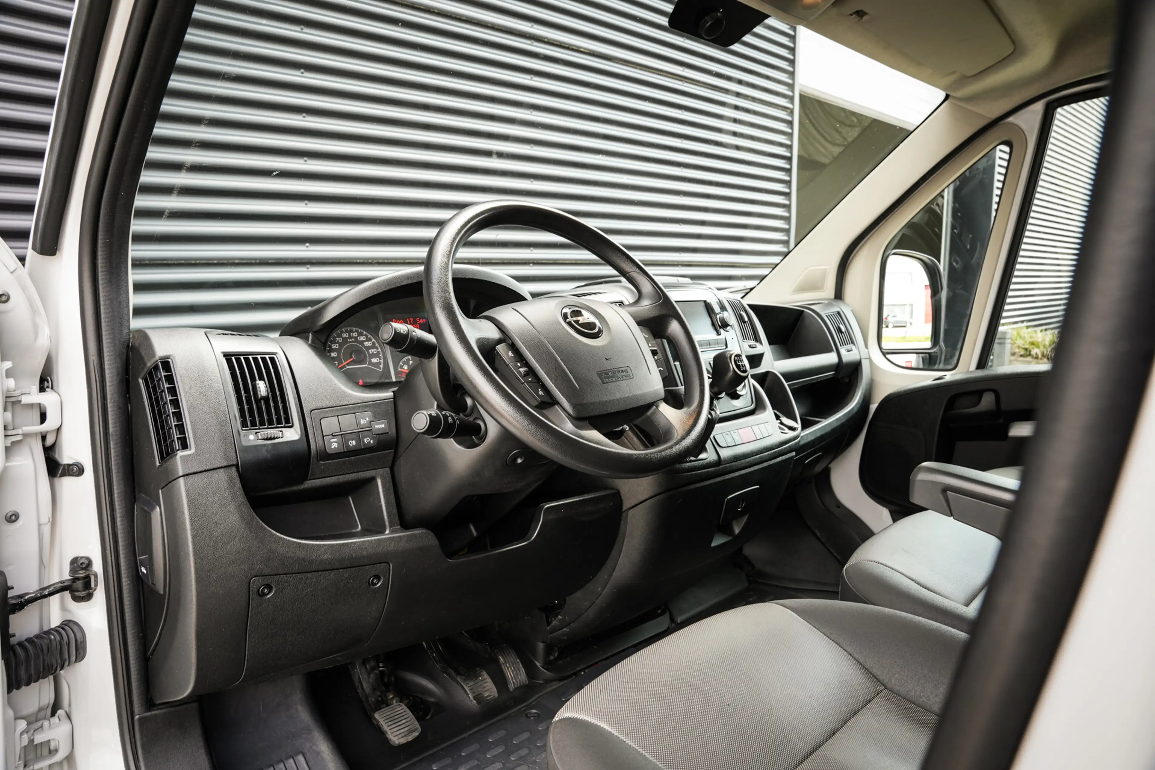 Opel Movano 2.2D 140 L2H2 Edition | Airco | Navi | Cruise | Im — photo 8