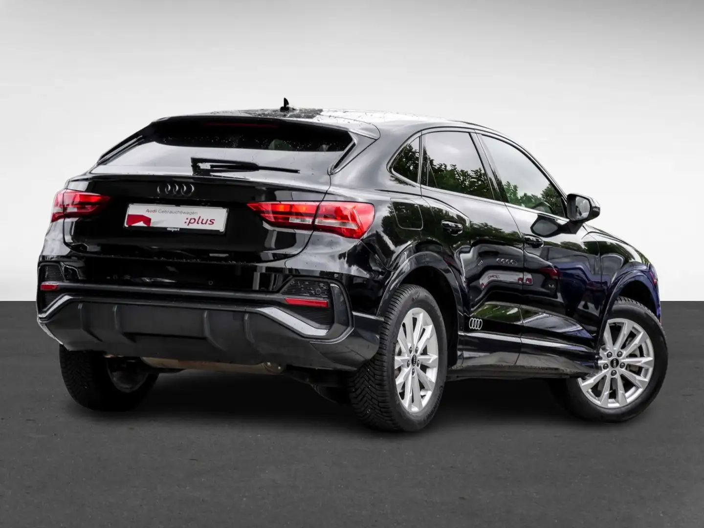 Audi Q3 Sportback 45 HYBRID AHK ACC LM18 CARPLAY Black - 2