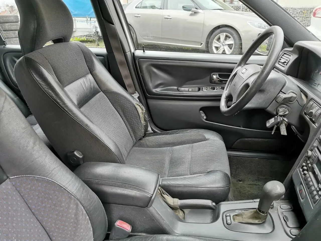 Volvo V70 2.5 T, foto 12