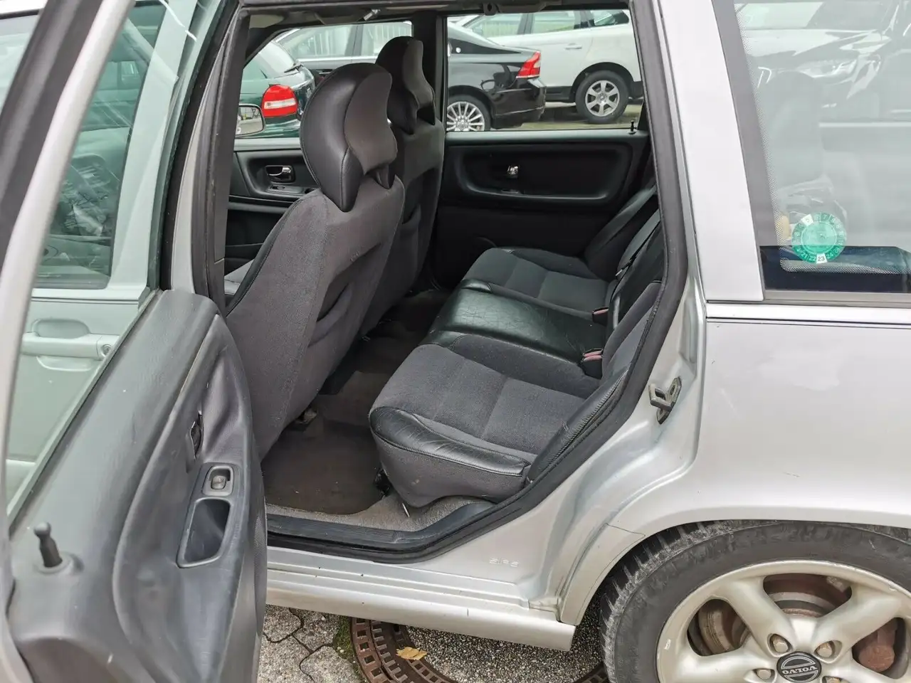 Volvo V70 2.5 T, foto 9