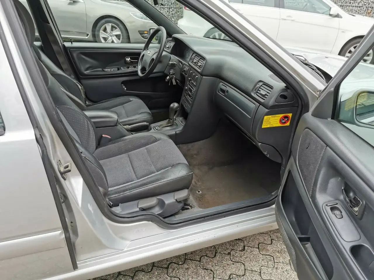 Volvo V70 2.5 T, foto 11