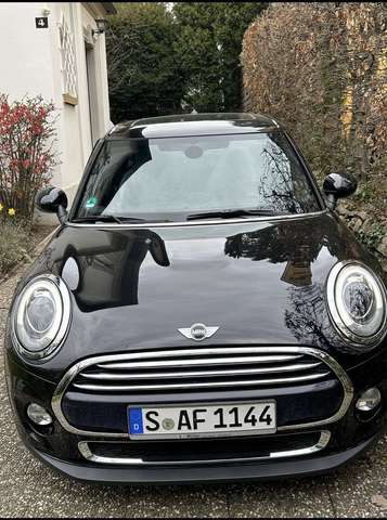 Imagine MINI Cooper Midnight Black Metallic