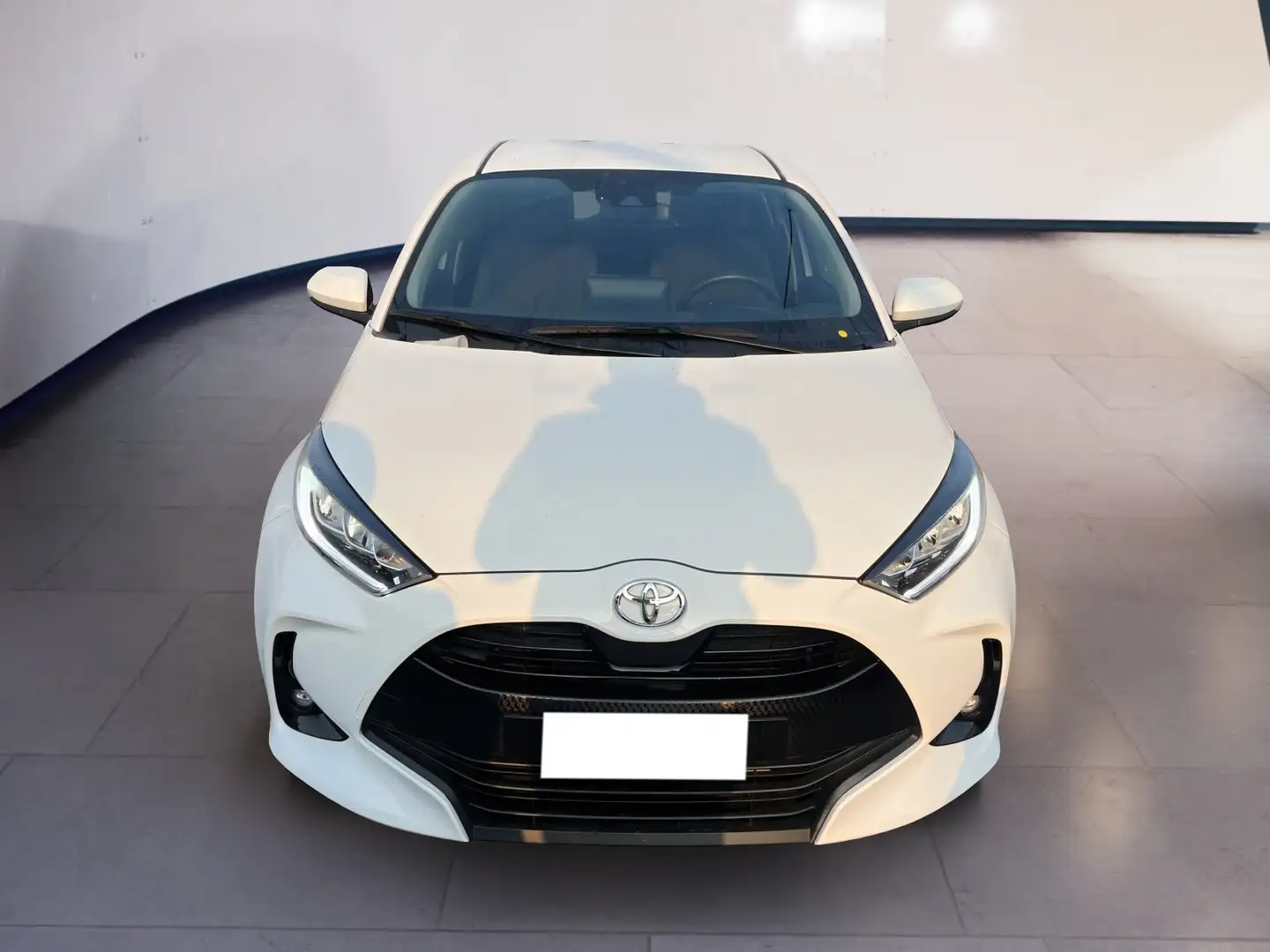 Toyota Yaris IV 2020 1.0 Trend Bianco - 1