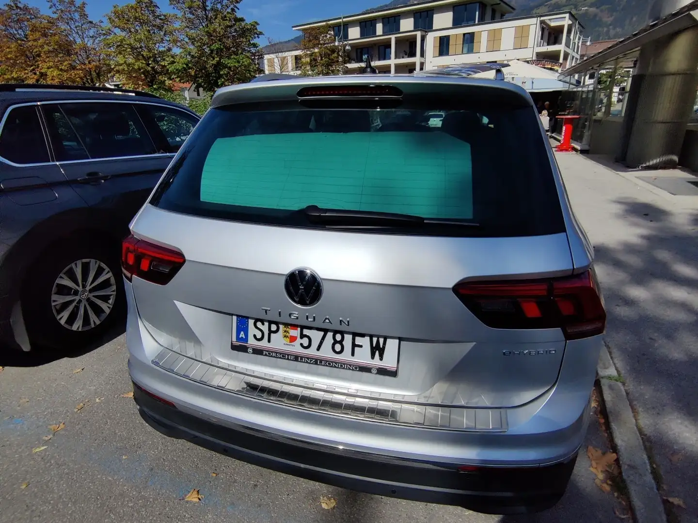 Volkswagen Tiguan 1,4 TSI eHybrid Life Silber - 2