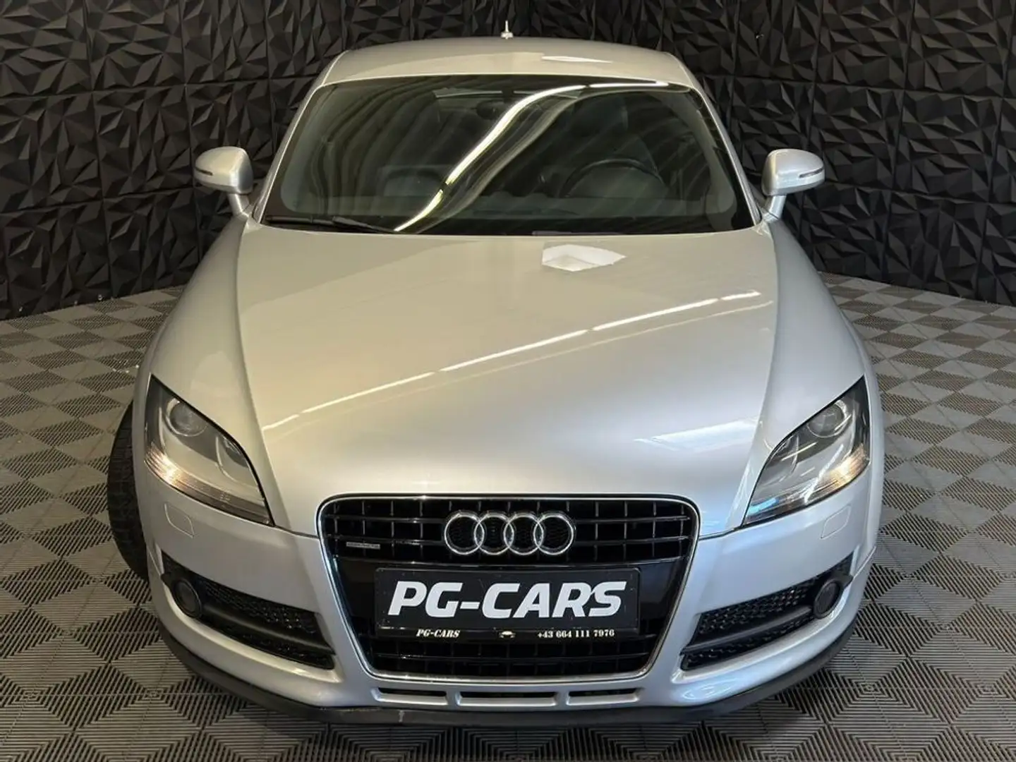 Audi TT Coupe 3.2 V6 quattro *Weihnachtsangebot* Silber - 2