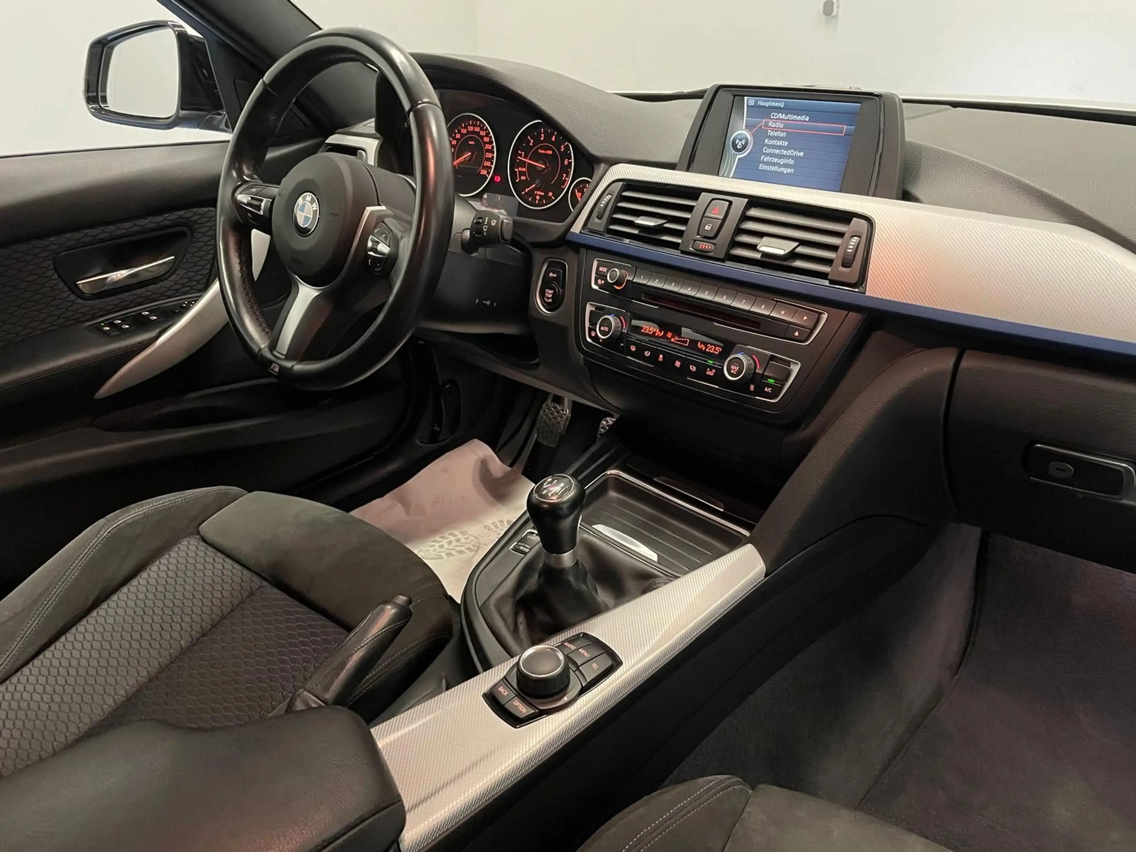 BMW 320 i M-Sportpaket xDrive 4x4 TÜV/SERVICE/GARANT. — photo 14