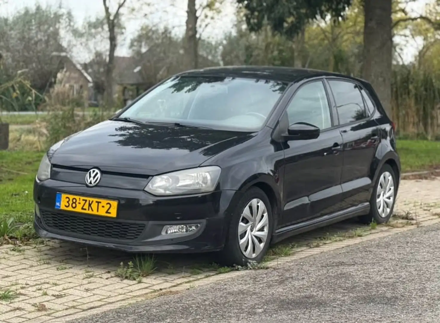 Volkswagen Polo 1.2 TDI / Leest text / BlueMotion Comfort Edition Schwarz - 1