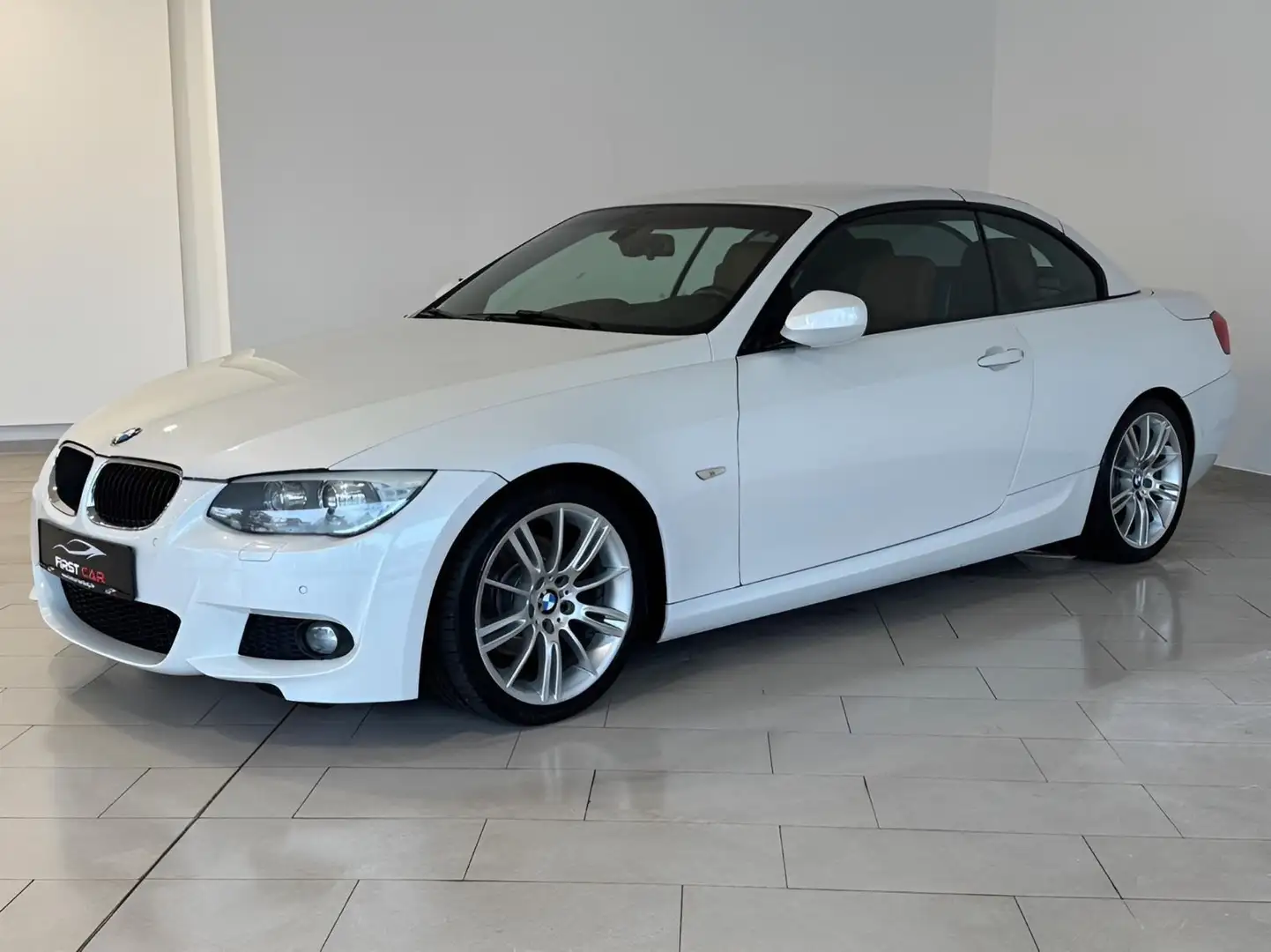 BMW 320 d Cabrio Aut. M-Paket|XENON|MEMORY|SHZ|PDC| Weiß - 1