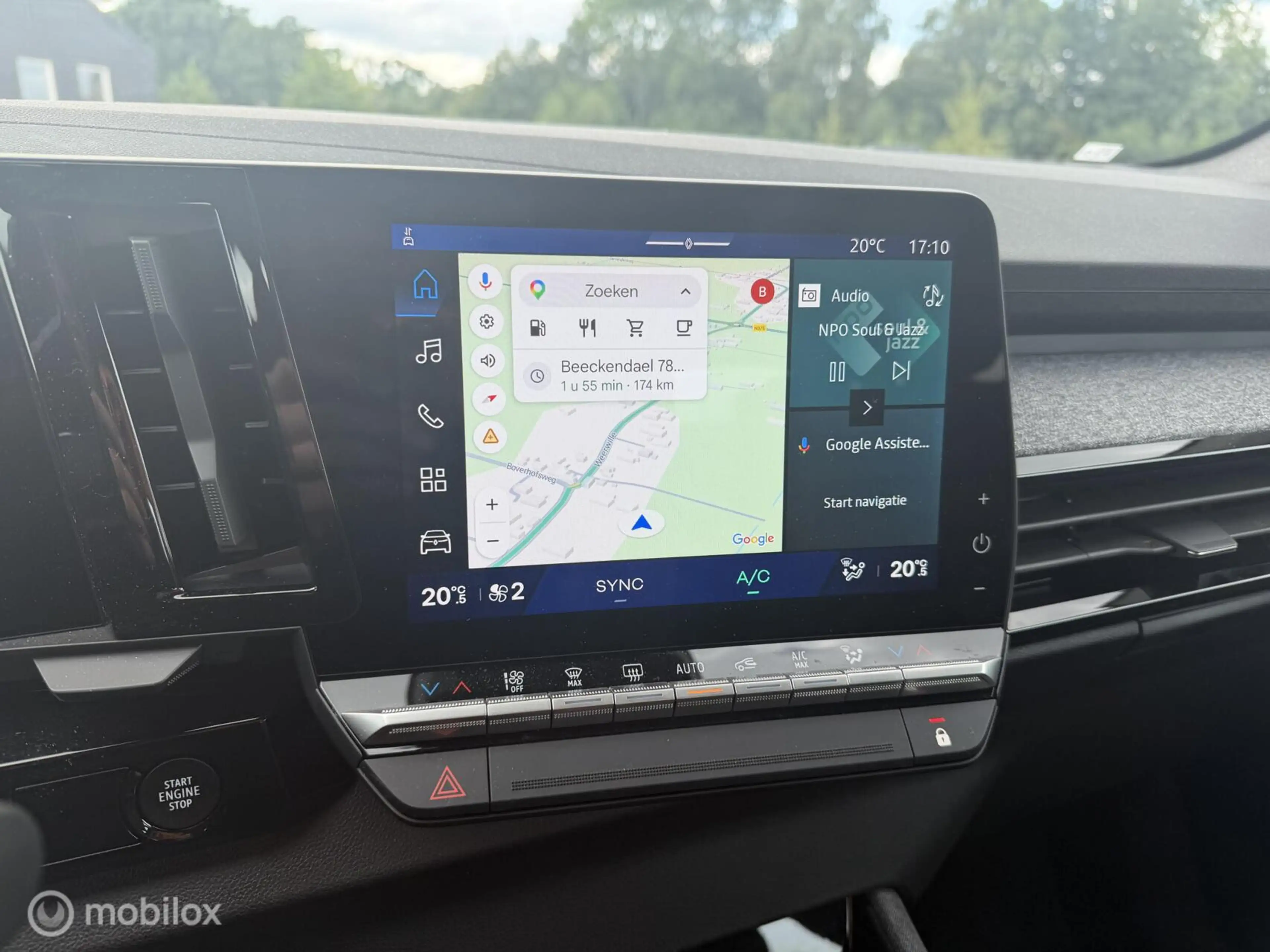 Renault Austral 1.2 E-Tech full hybrid 200 evolution — photo 12