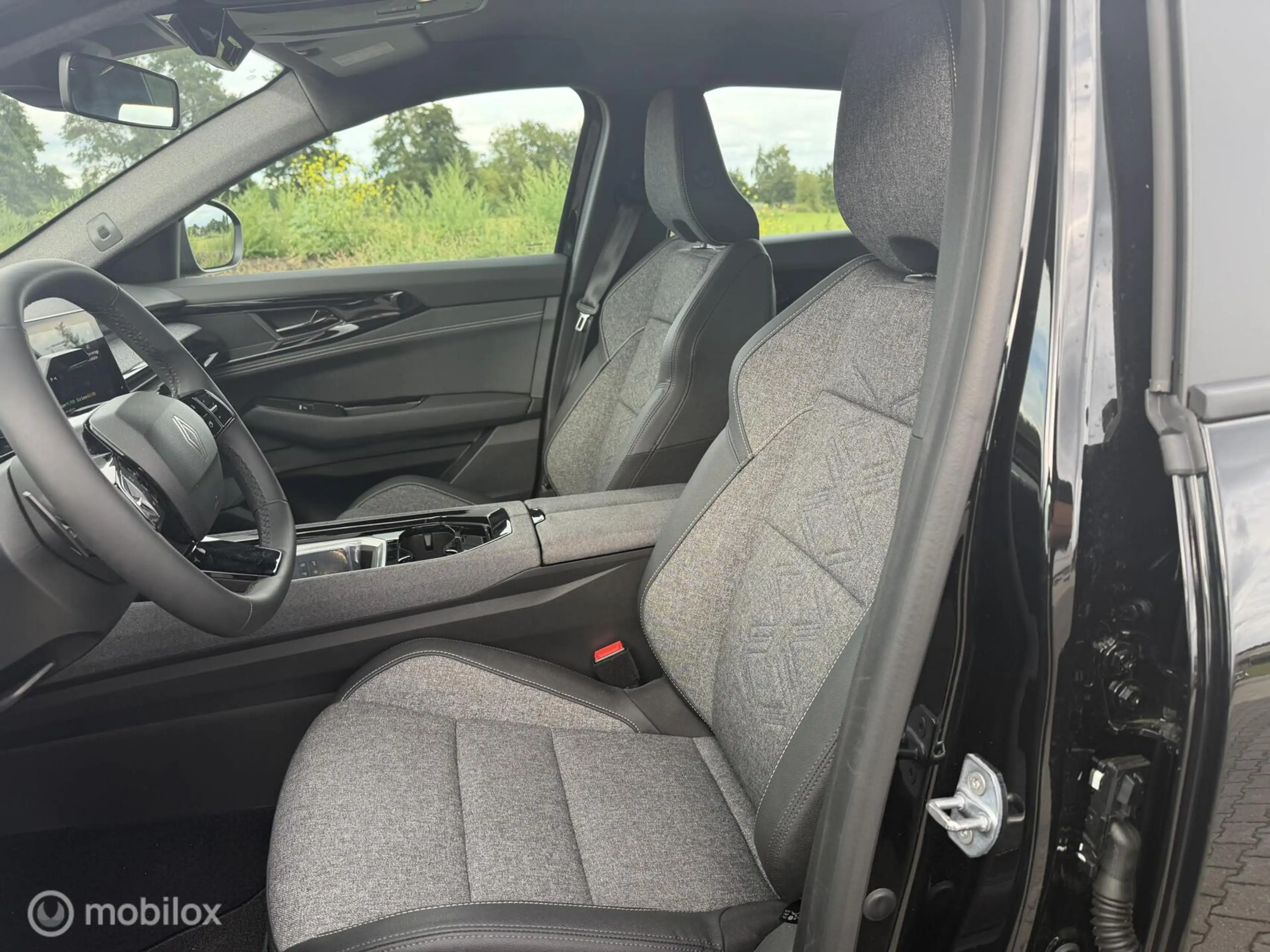 Renault Austral 1.2 E-Tech full hybrid 200 evolution — photo 11