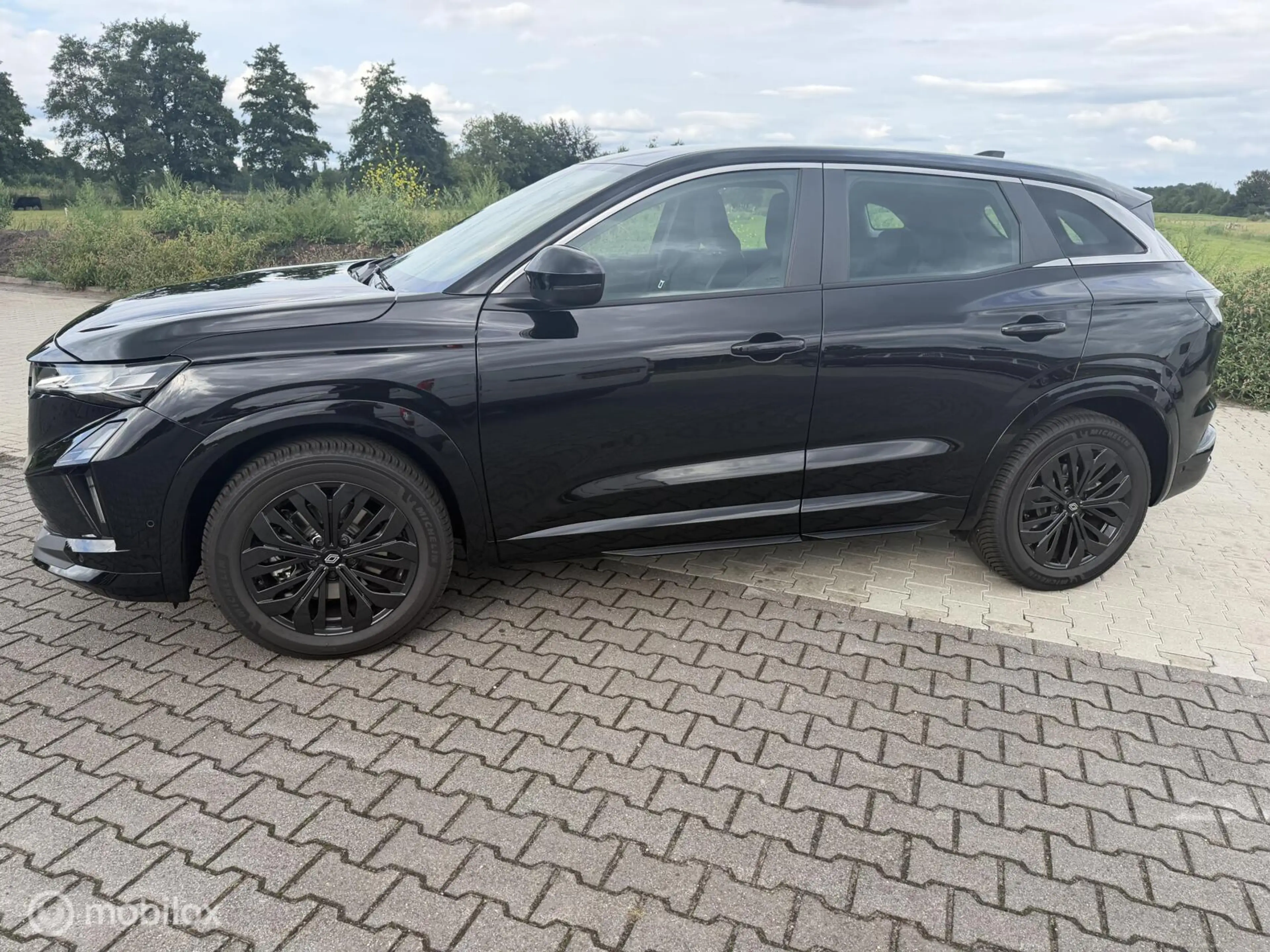 Renault Austral 1.2 E-Tech full hybrid 200 evolution — photo 8