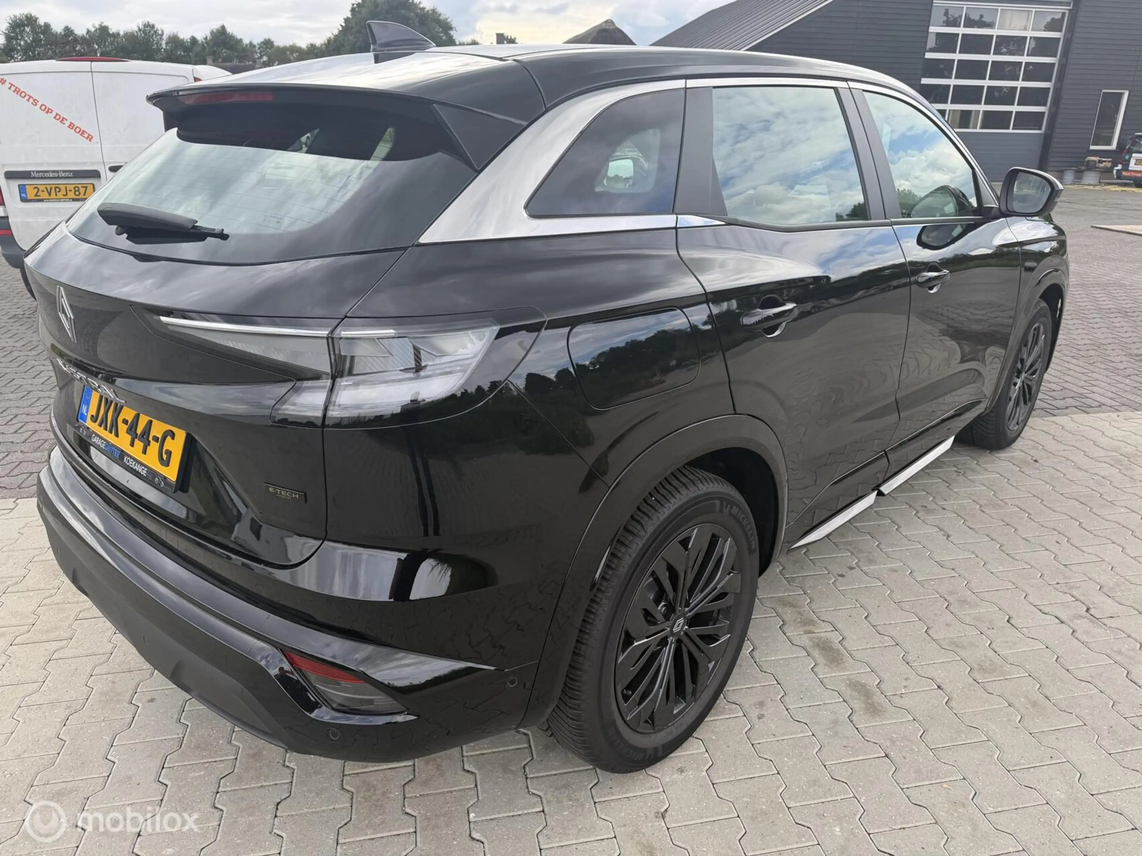 Renault Austral 1.2 E-Tech full hybrid 200 evolution — photo 4