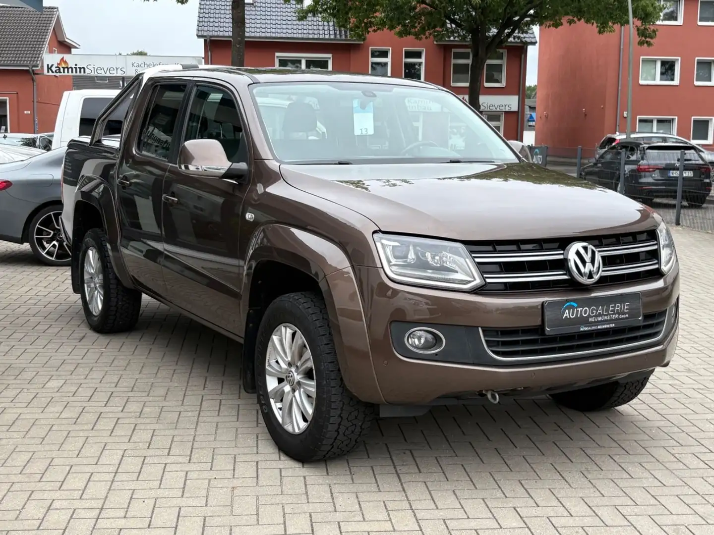 Volkswagen Amarok 2.0TDI 4M°Bi-Xenon°Tempo°AHK°PDC°Navi Barna - 2