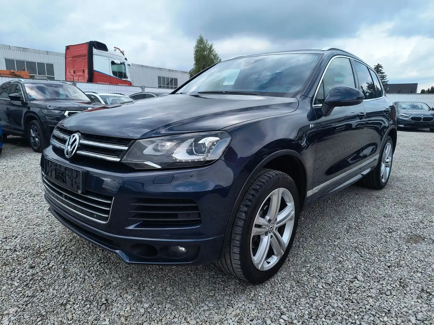 Volkswagen Touareg V6 TDI BMT, R Line, Panorama, AHK, Navi Blue - 1