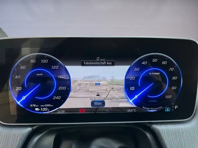 Mercedes-Benz EQS 450+ / PANO / Burmeister Surround Sound Ansicht 10