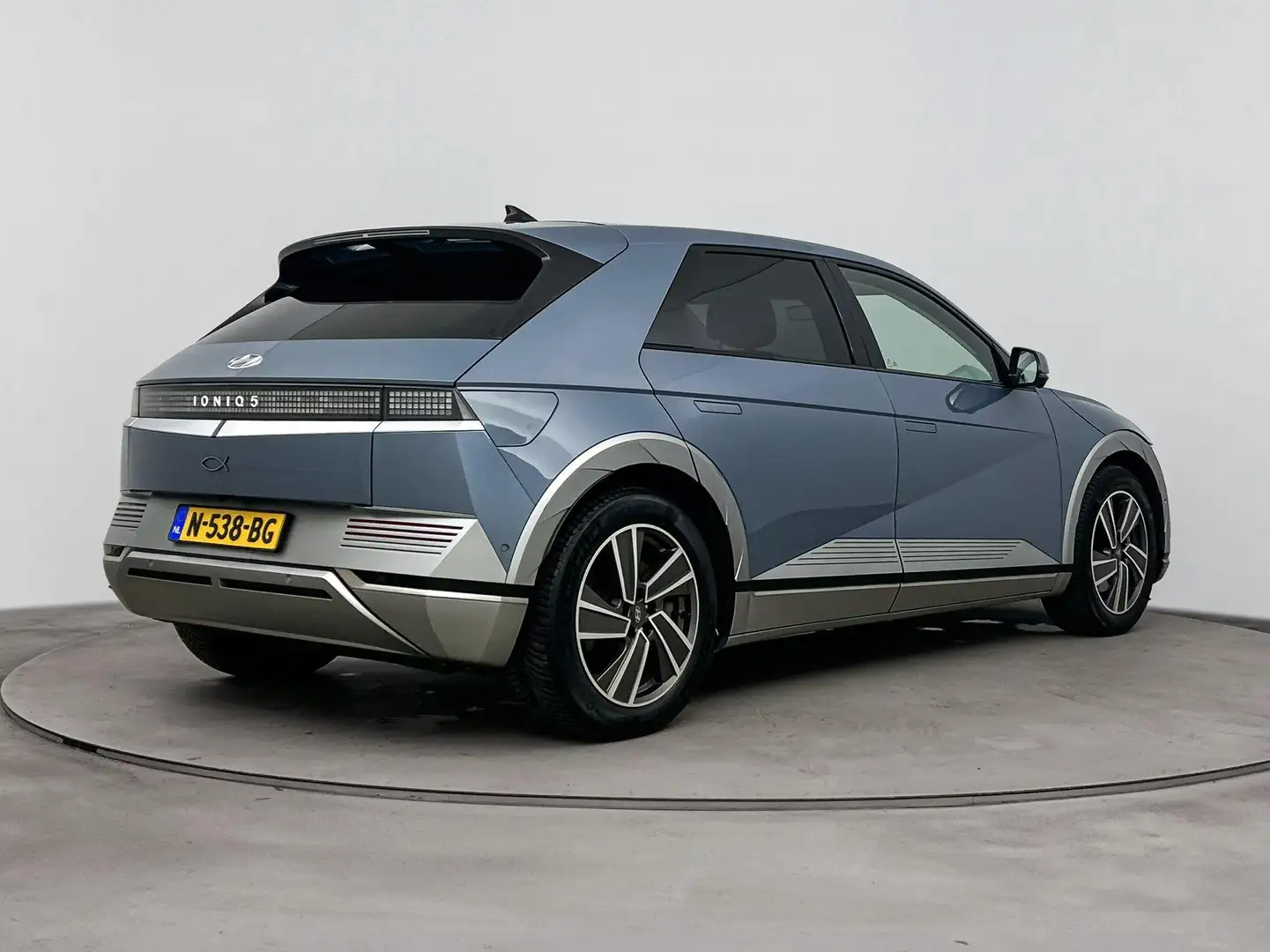 Hyundai IONIQ 5 Lounge 73kWh | Leder | 360 Camera | Pano dak | ele Blau - 2
