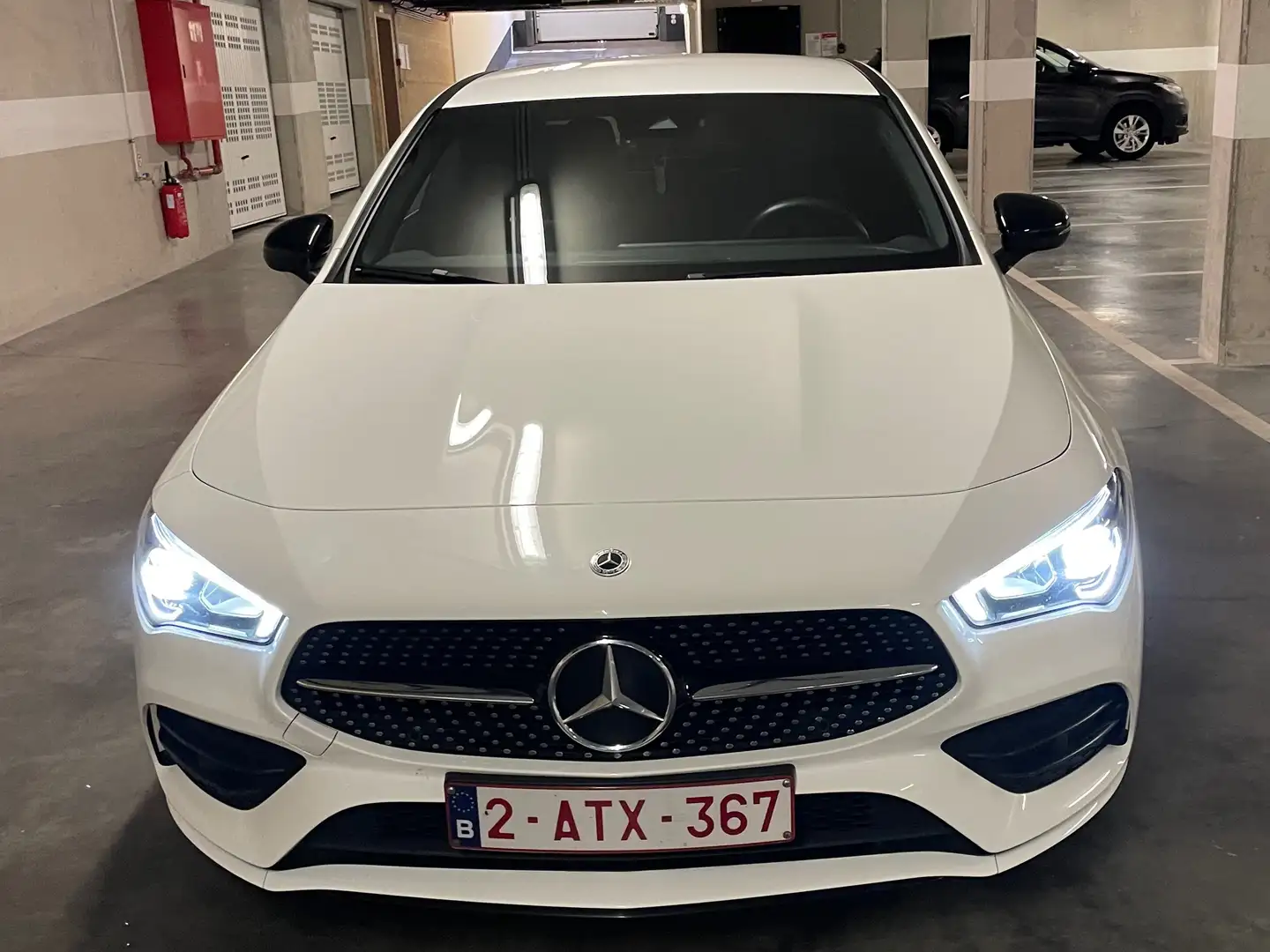 Mercedes-Benz CLA 180 CLA 180 d Business Solution Essential Blanc - 1