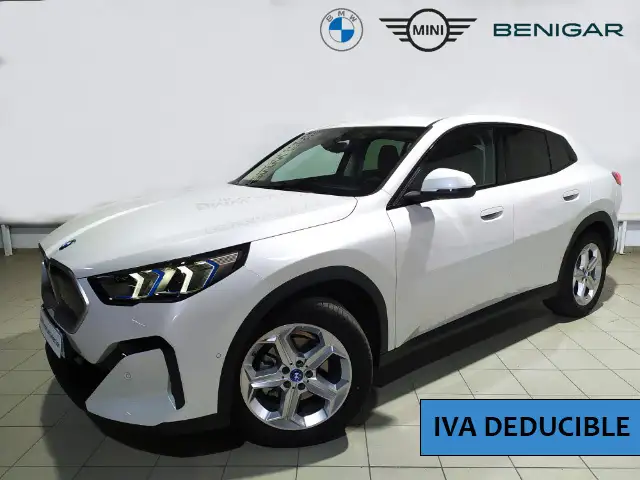 BMW iX2 eDrive20A