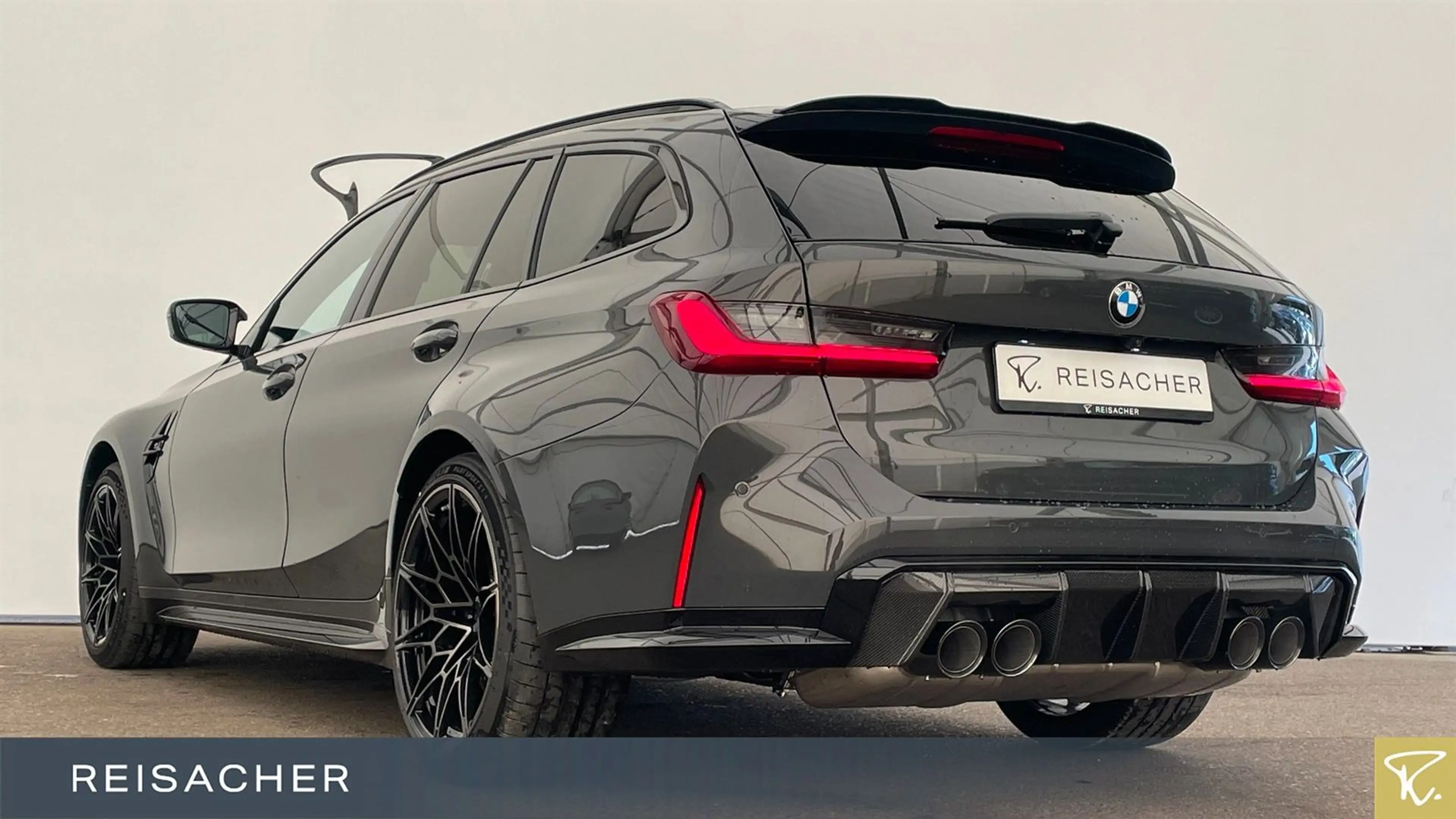 BMW M3 Competition mit M xDrive Touring DAB Radio — photo 2