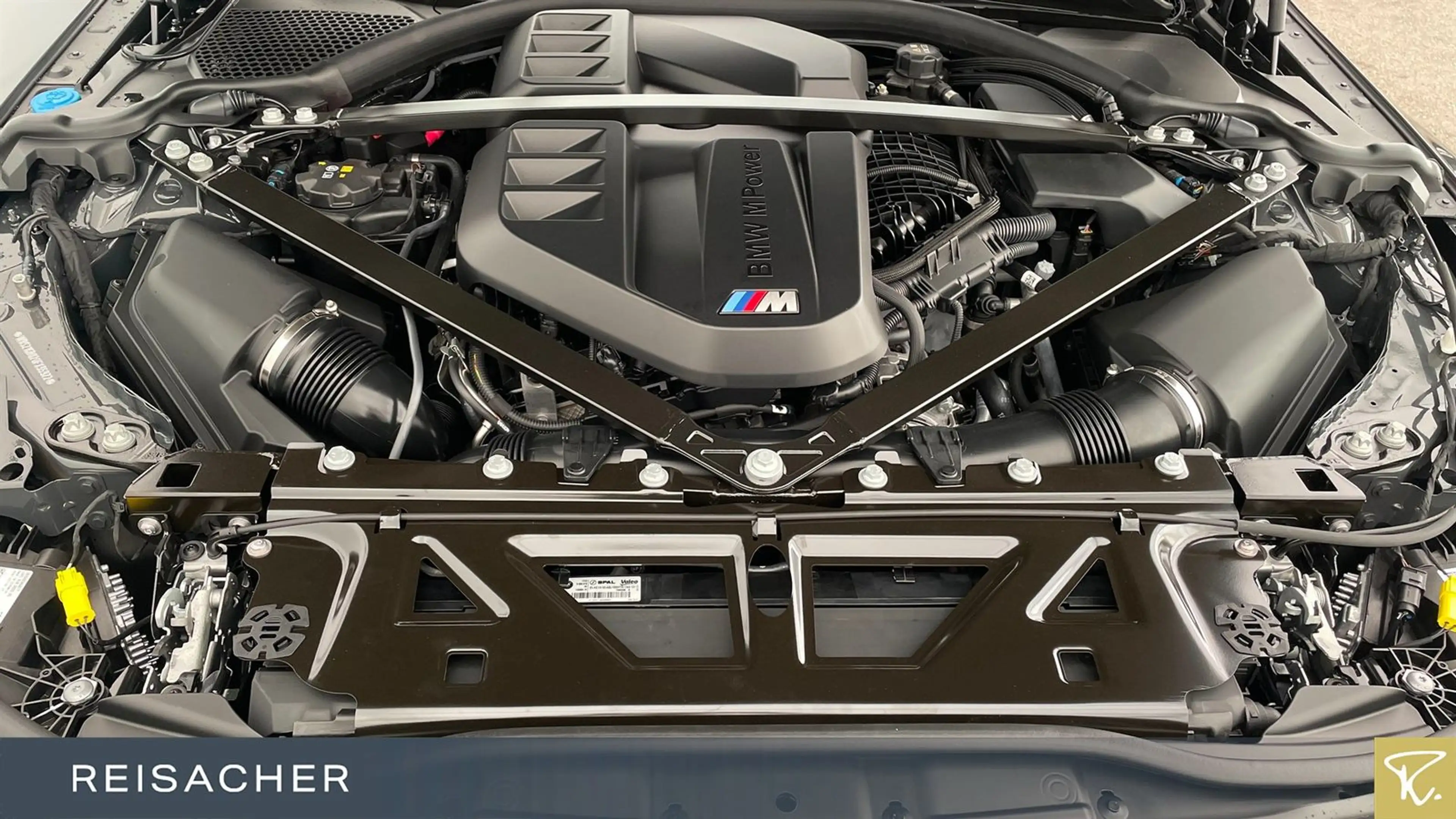 BMW M3 Competition mit M xDrive Touring DAB Radio — photo 7