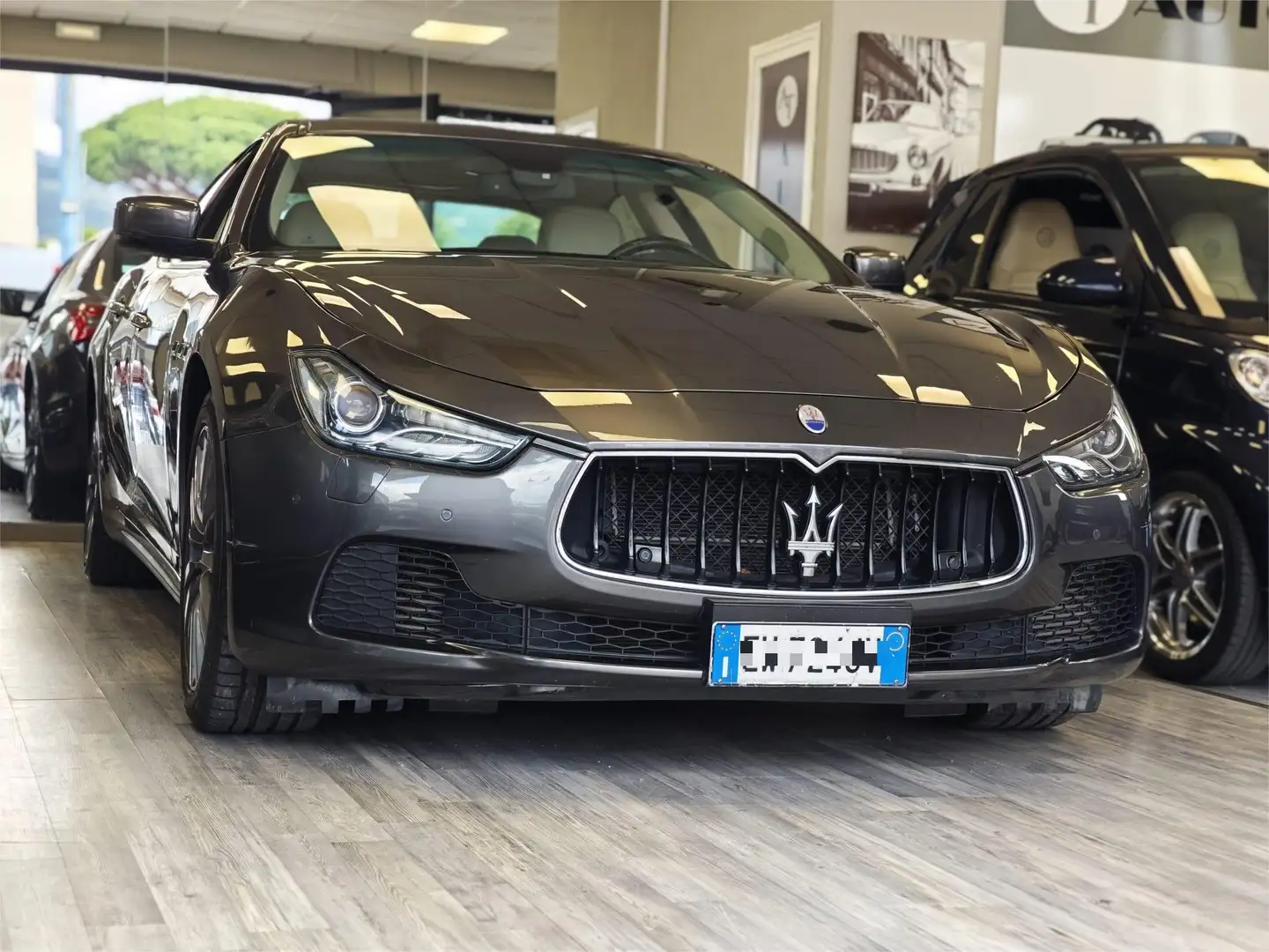 Maserati Ghibli Ghibli 3.0 V6 bt S 410cv auto Grau - 2