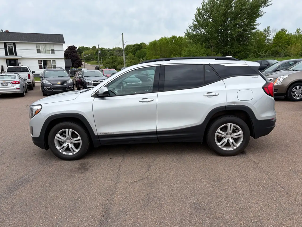 GMC Terrain photo GMC Terrain