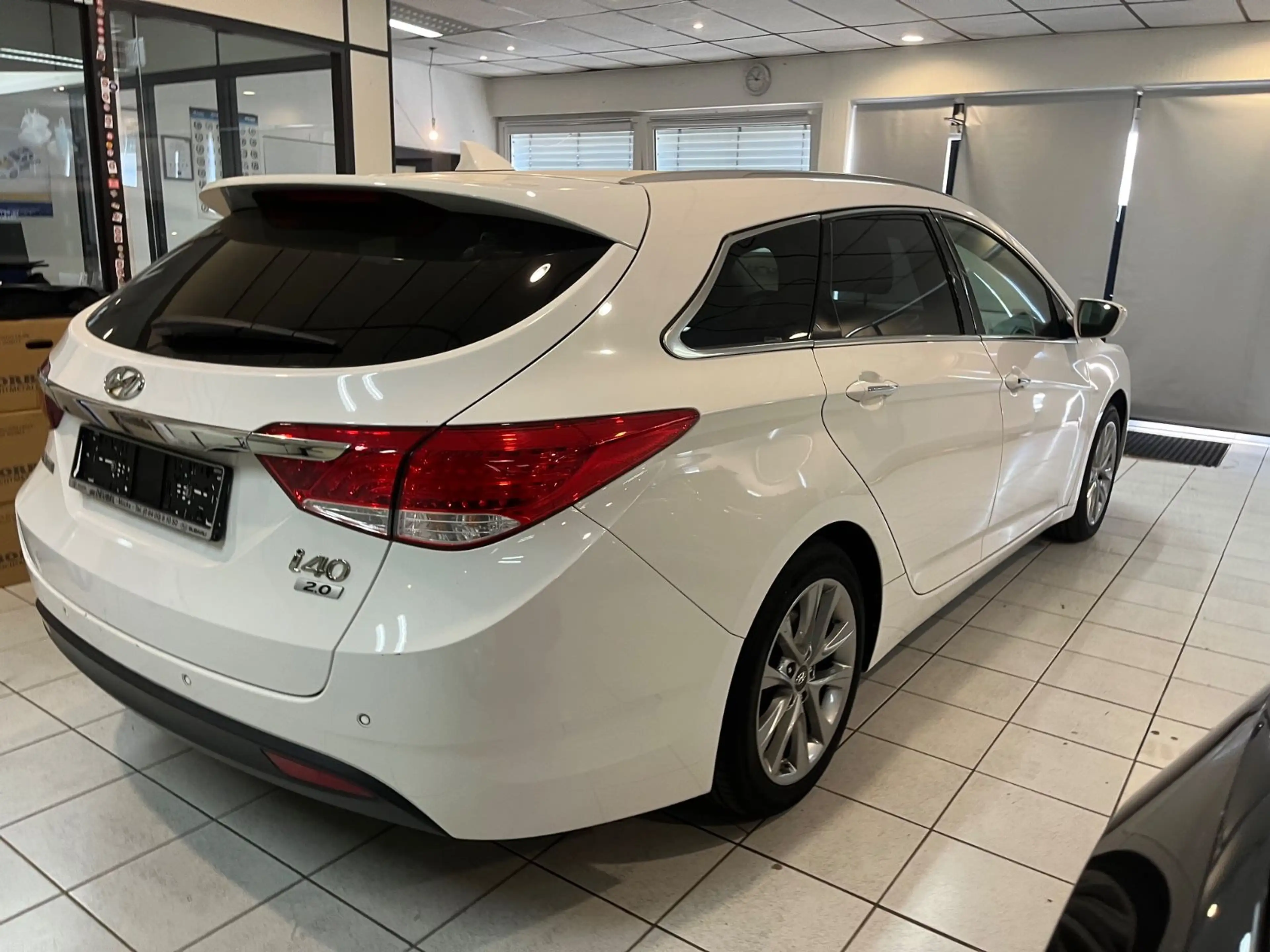 Hyundai i40 VOLL-Leder+belüfte Sitze+4xSHZ+Lenkradheiz.+ — photo 5