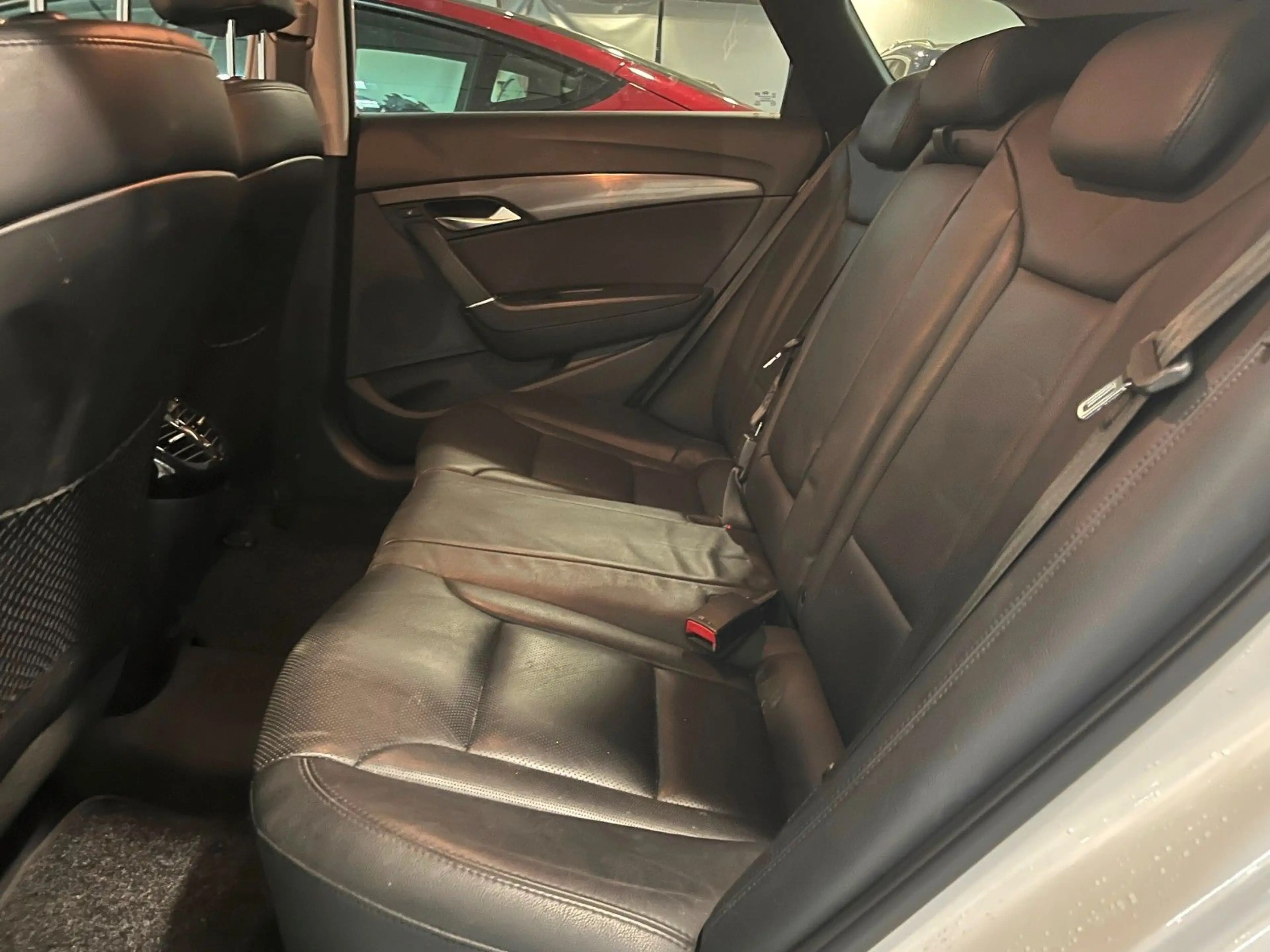 Hyundai i40 VOLL-Leder+belüfte Sitze+4xSHZ+Lenkradheiz.+ — photo 10