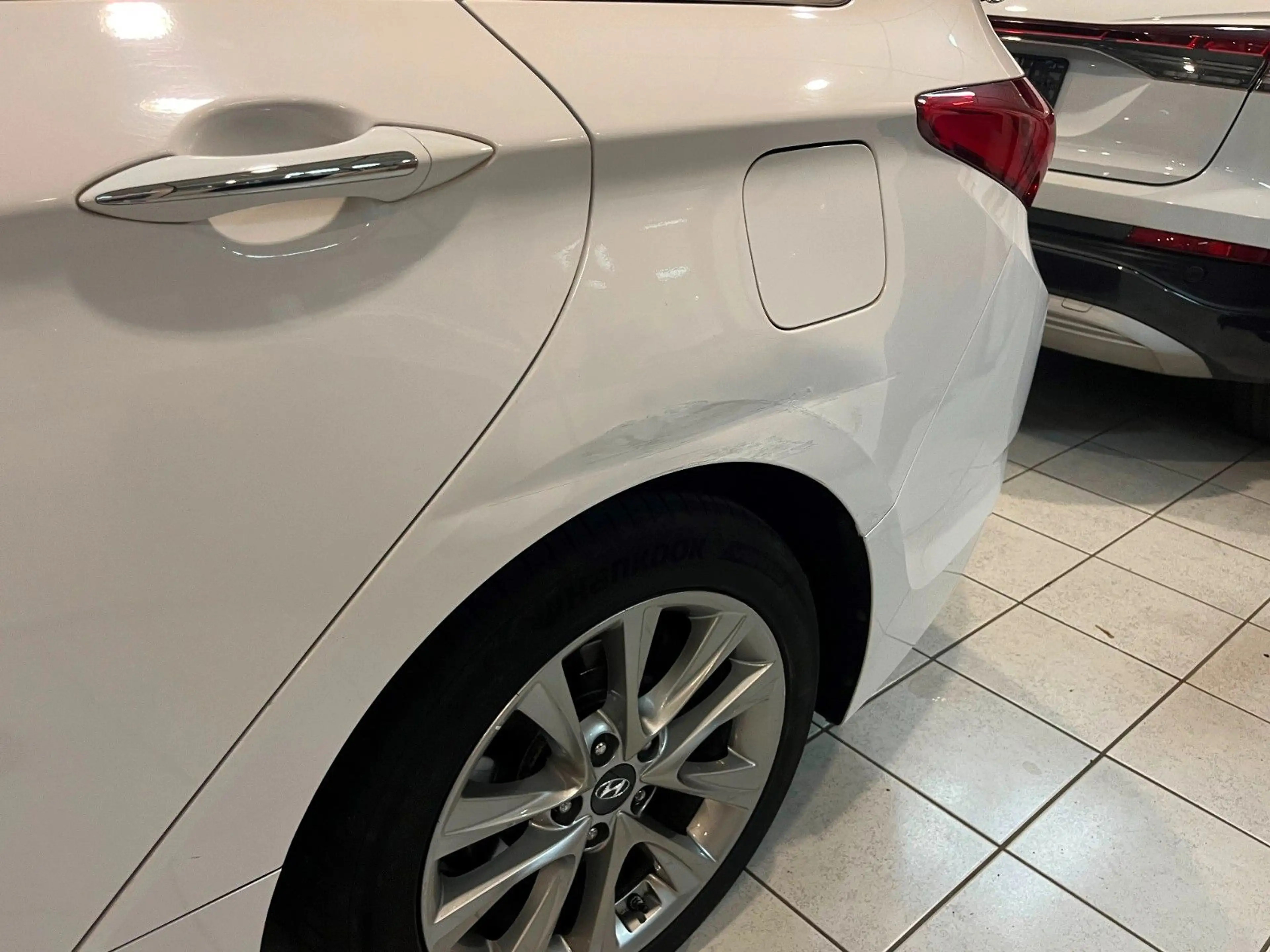 Hyundai i40 VOLL-Leder+belüfte Sitze+4xSHZ+Lenkradheiz.+ — photo 9