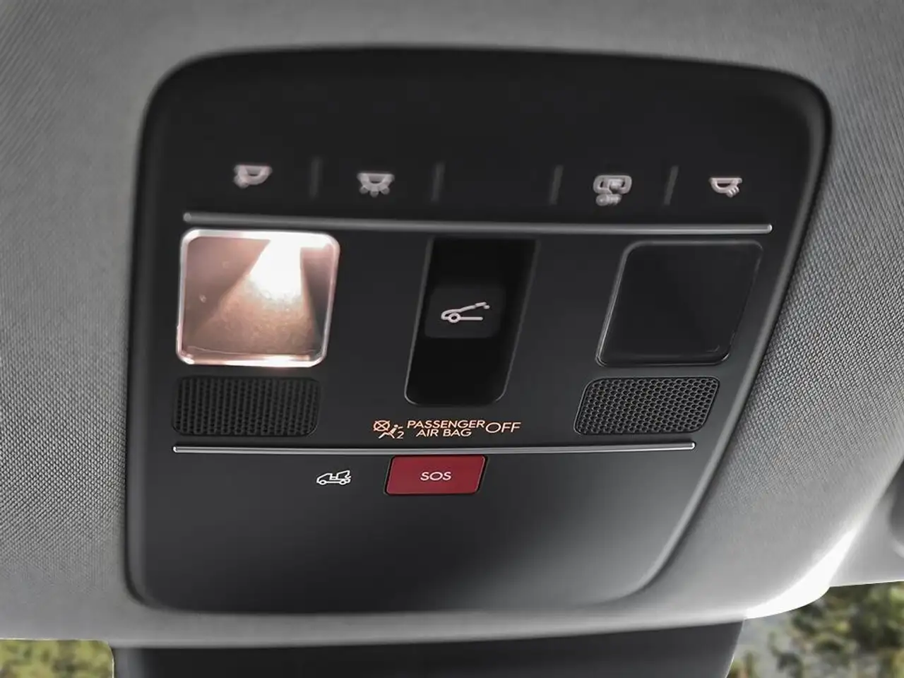 Hyundai PALISADE Hybrid снимка Hyundai PALISADE Hybrid