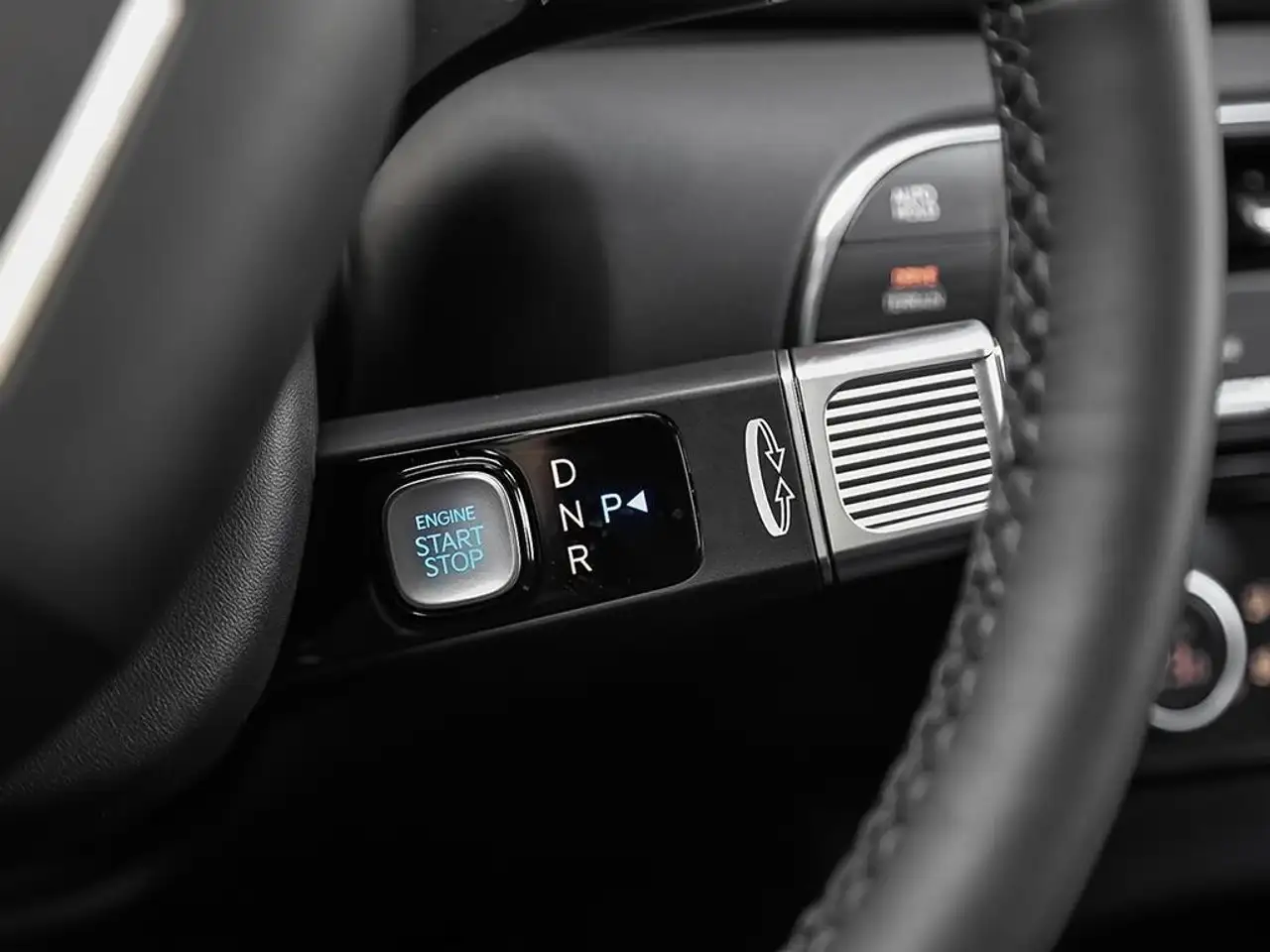 Hyundai PALISADE Hybrid снимка Hyundai PALISADE Hybrid