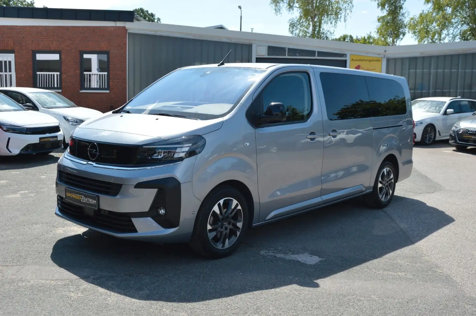 Opel Zafira Life L 2.0D NAVI"R/KAM"PDC"LED" Silber - 1