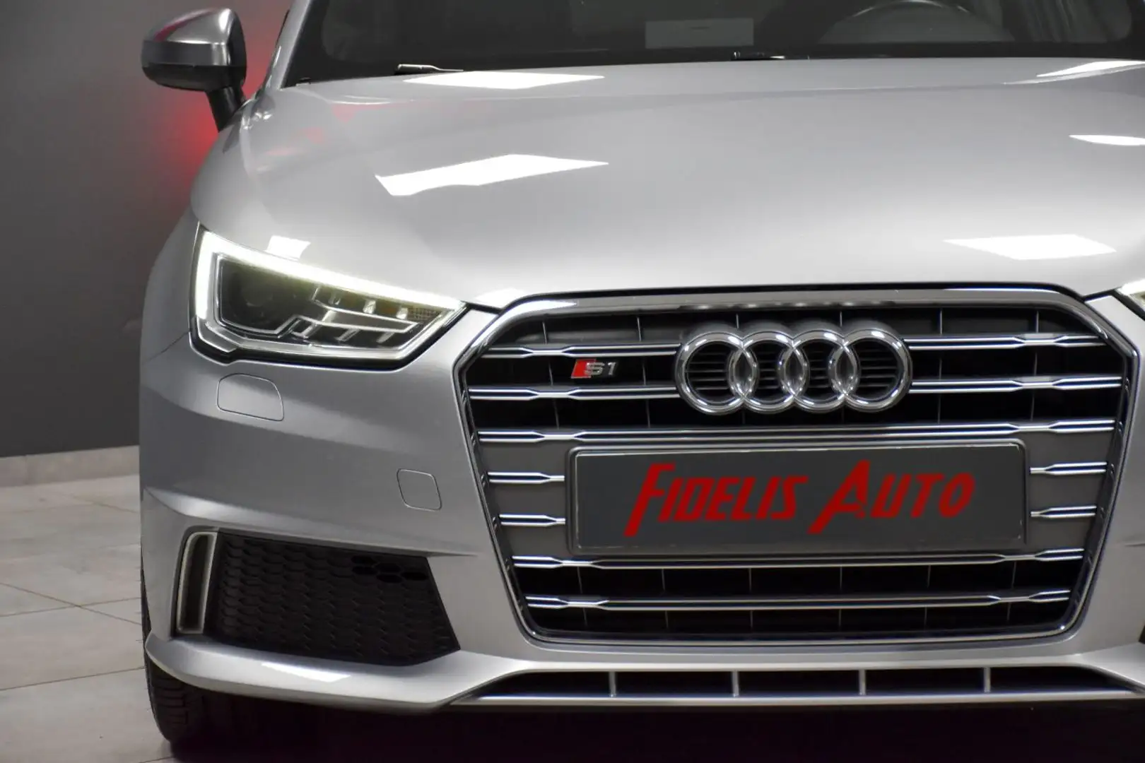 Audi S1 2.0 TFSI 231CH QUATTRO Gris - 2