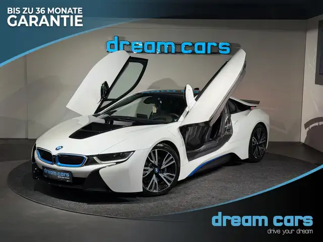 BMW i8 / Navi / Design Pure / Neuwertig / Ansicht 1