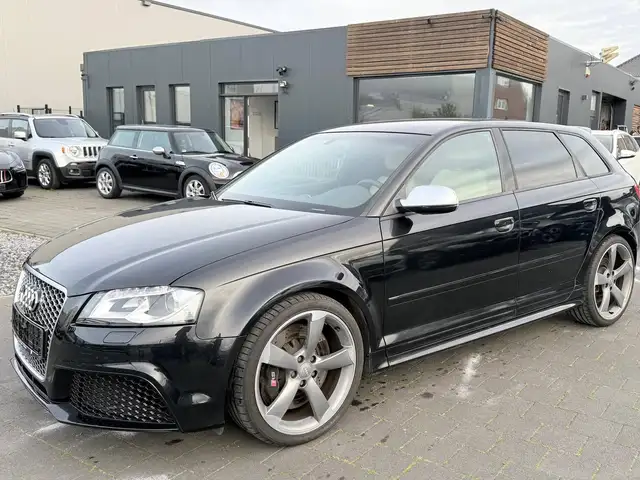 Audi RS3 2.5 TFSI quattro