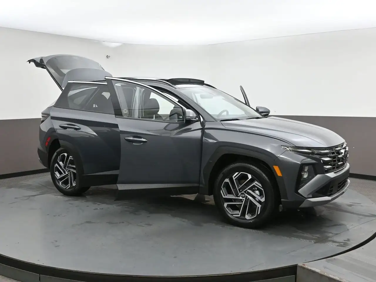 Hyundai TUCSON photo Hyundai TUCSON