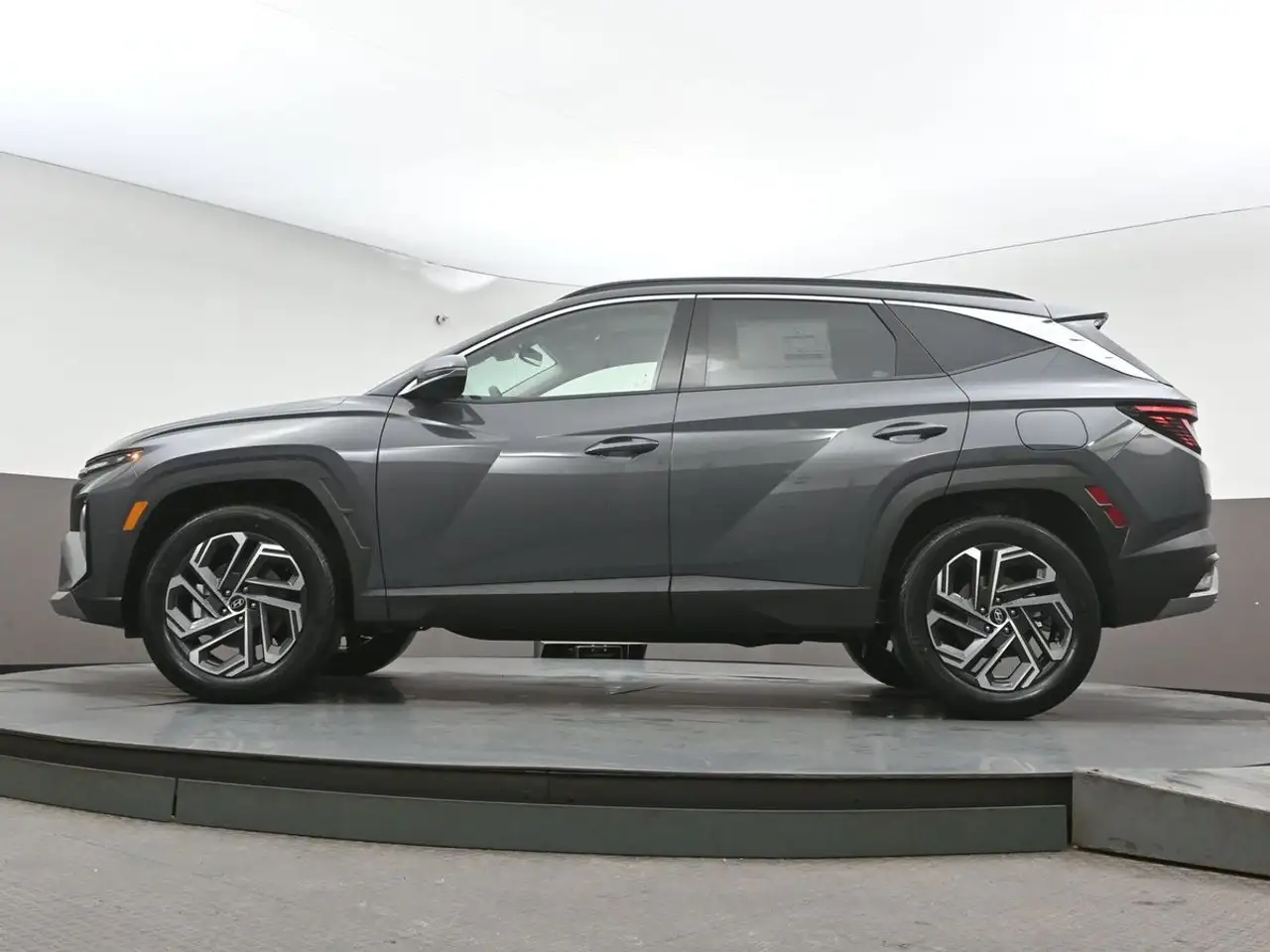 Hyundai TUCSON photo Hyundai TUCSON
