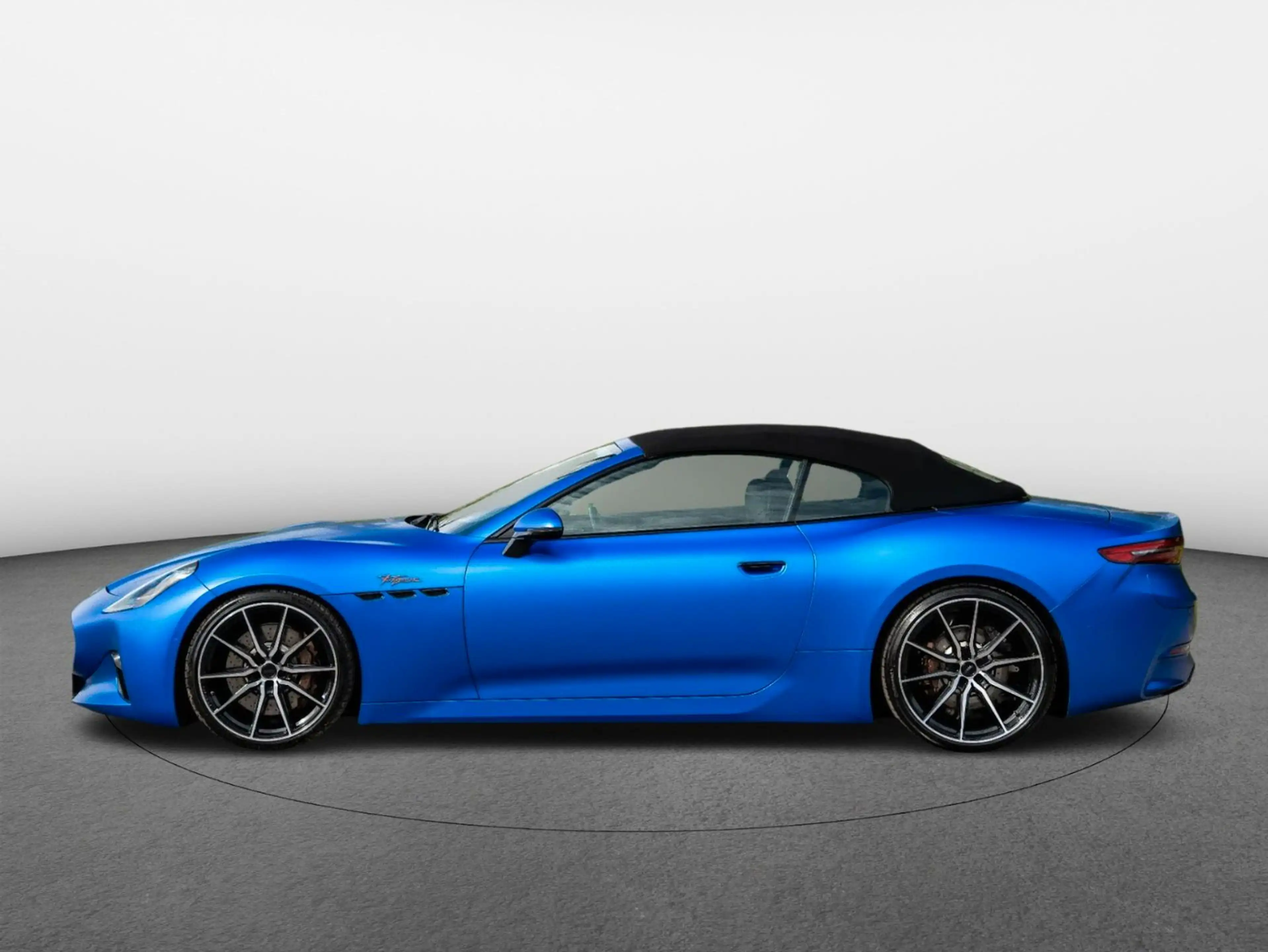 Maserati GranCabrio Folgore 560 kW AWD — photo 10