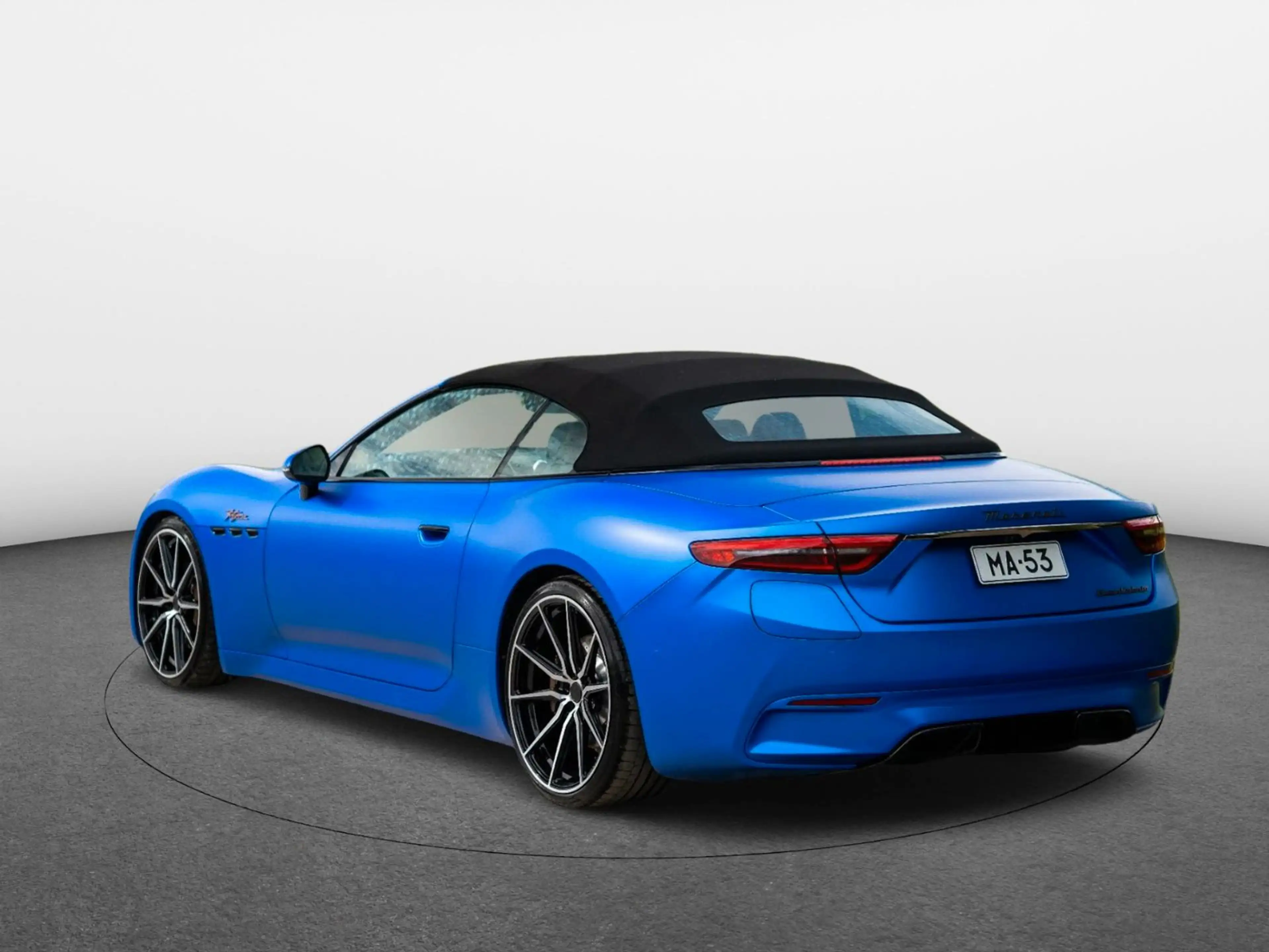 Maserati GranCabrio Folgore 560 kW AWD — photo 11