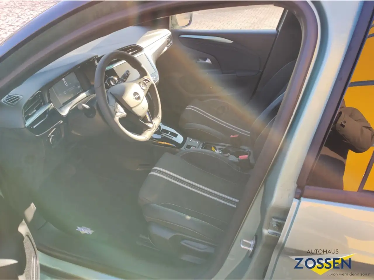 Opel Corsa-e YES Sitzheizung+Allwetterreifen+Multimedia 8