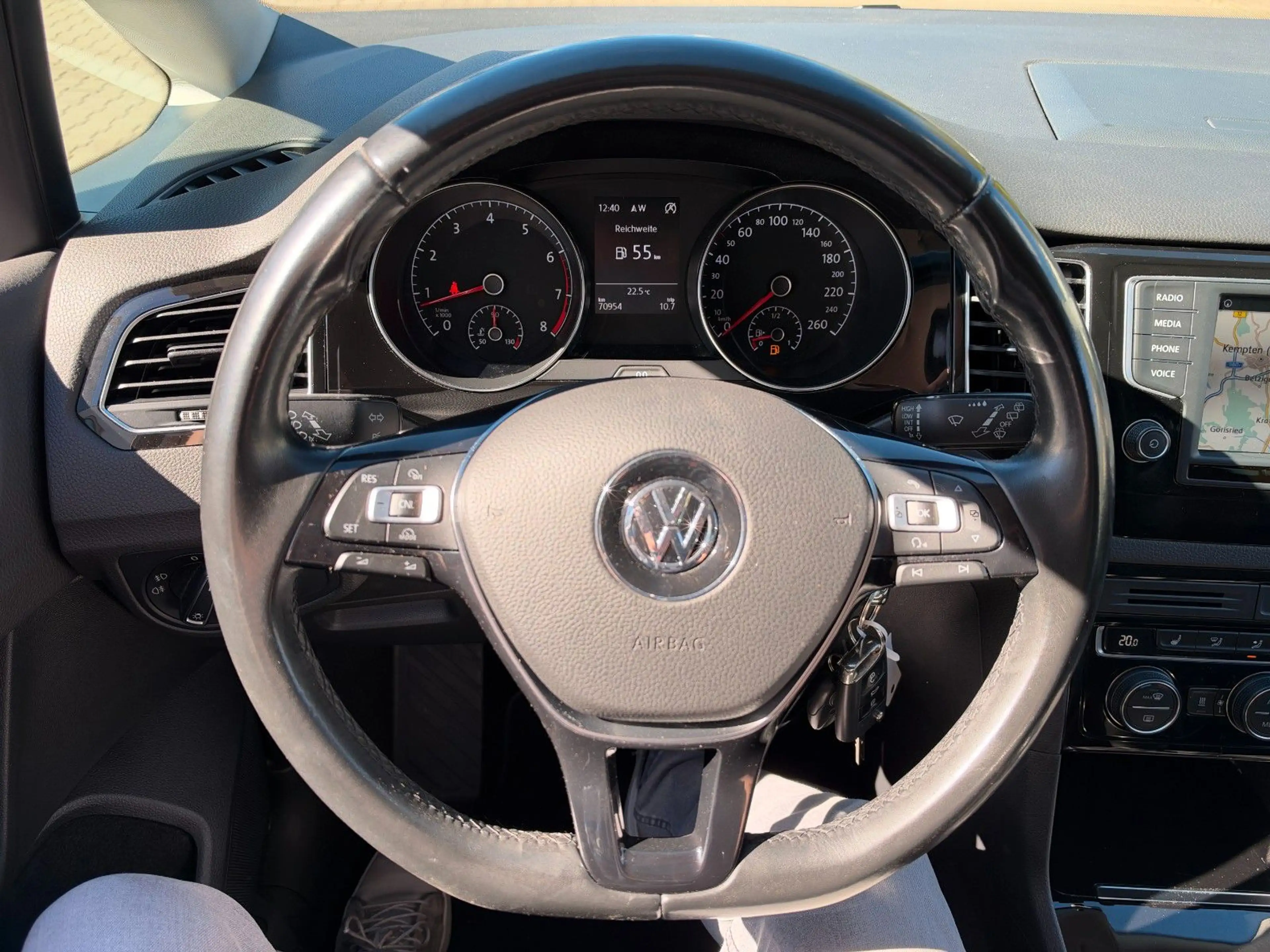 Volkswagen Golf Sportsvan VII Highline 1.4TSI *AHK*8fach* — photo 10