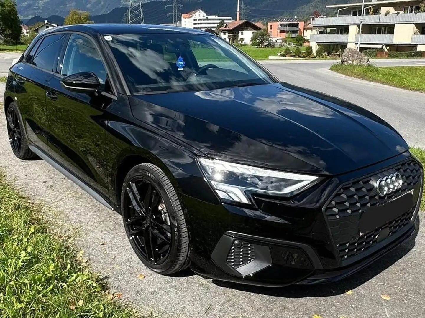 Audi A3 A3 SB 30 TFSI advanced S-tronic advanced Schwarz - 1