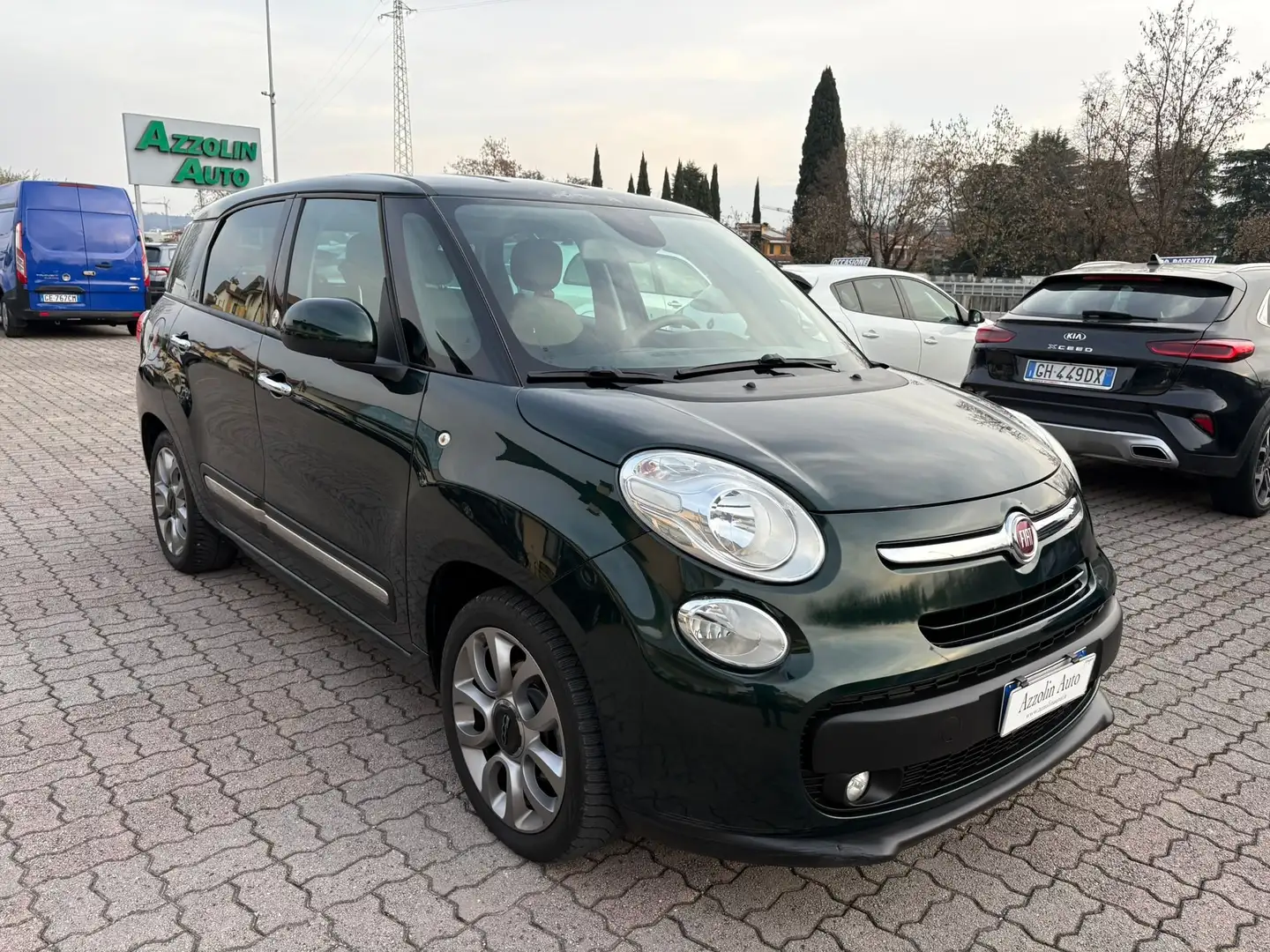 Fiat 500L 1.6 MJT SI A NEOPATENTATI Grün - 1